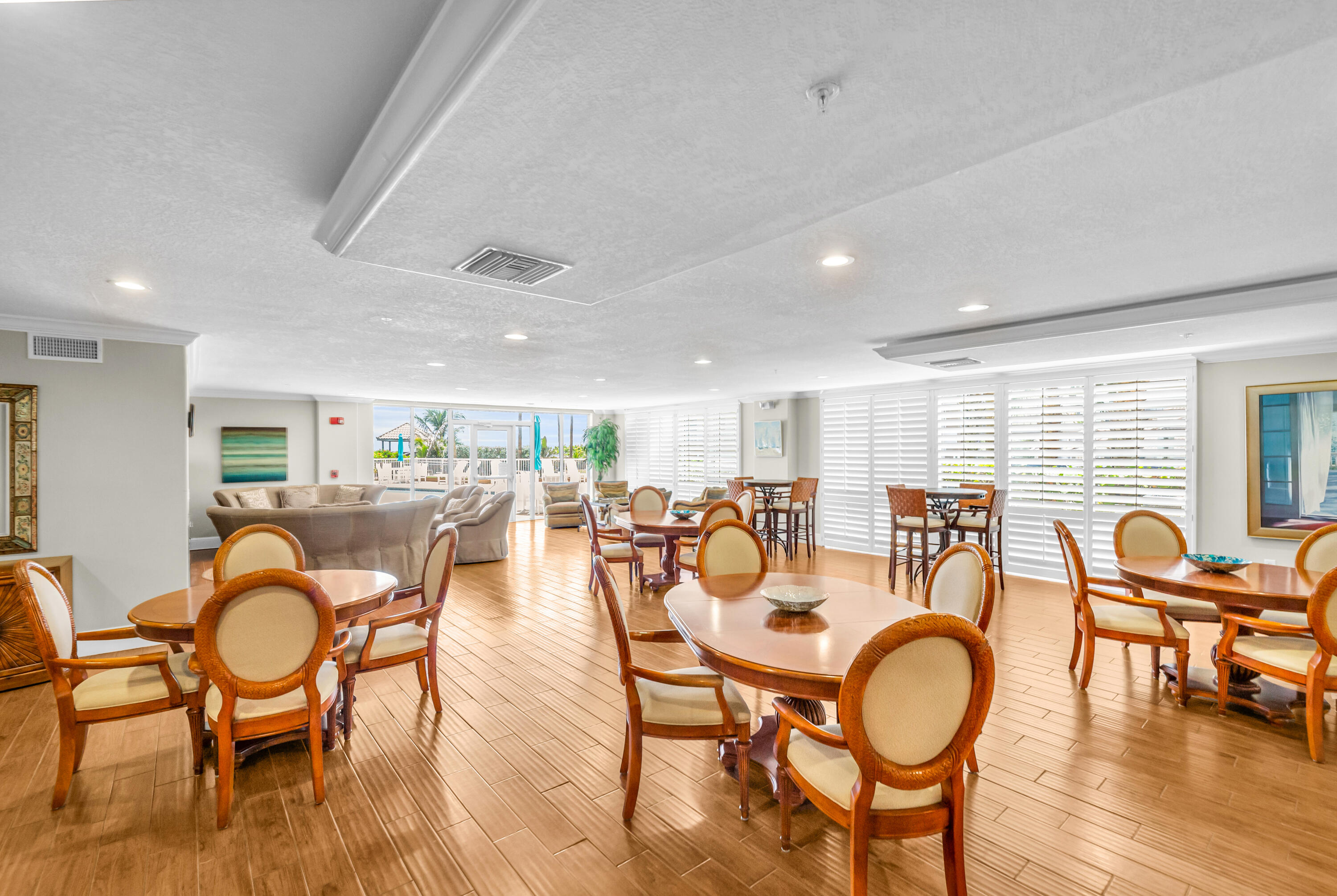 OCEANIQUE OCEANFRONT, A CONDOMINIUM - Residential
