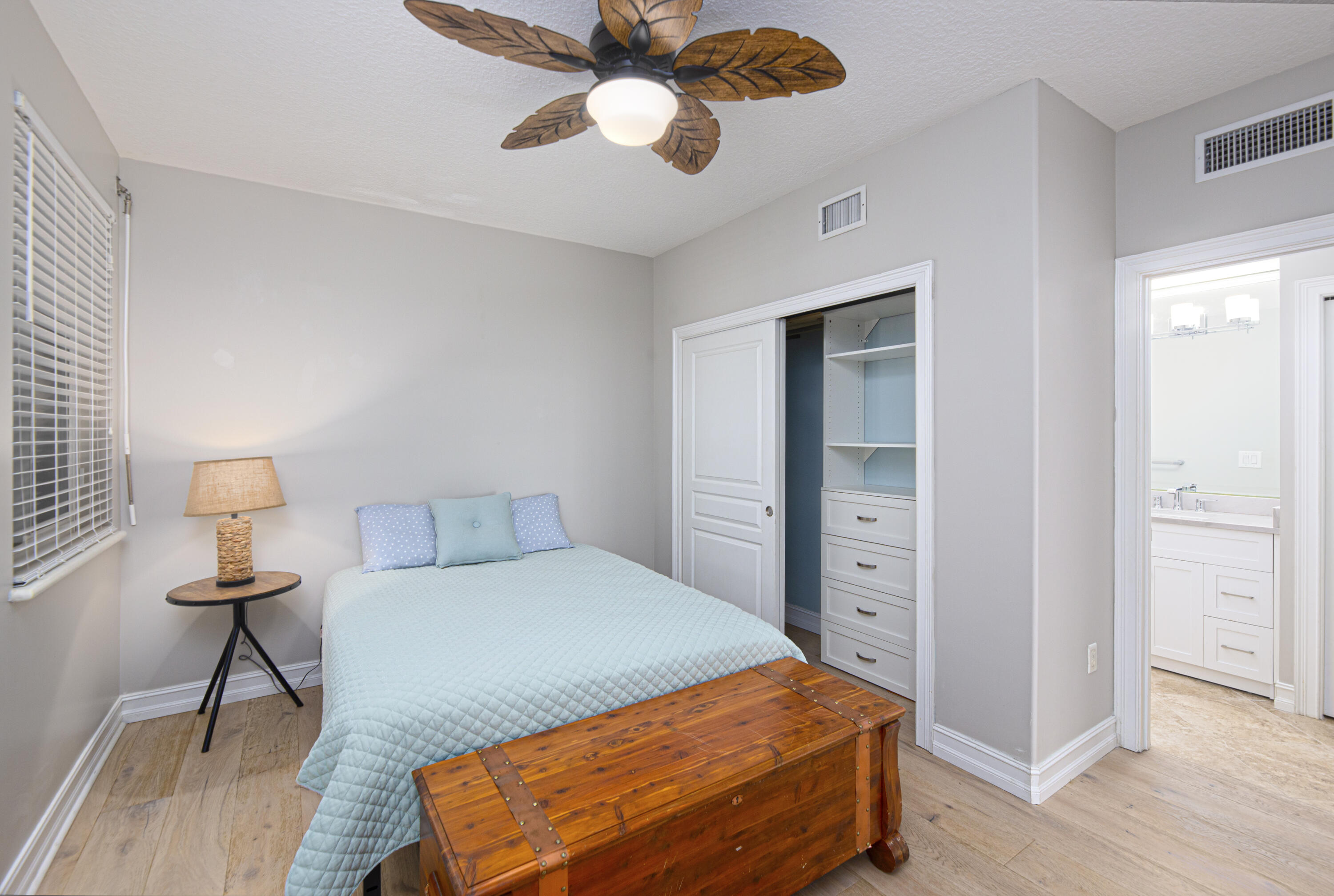 OCEANIQUE OCEANFRONT, A CONDOMINIUM - Residential