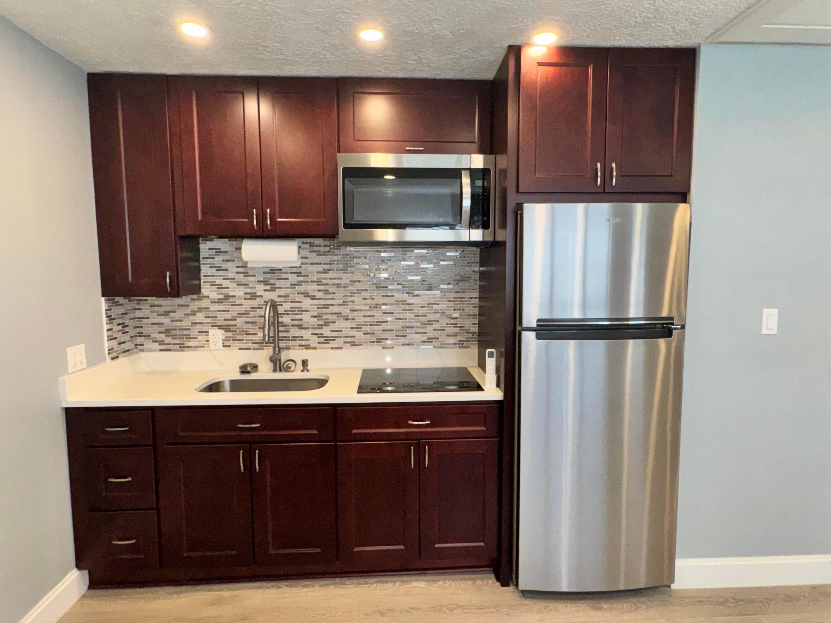 PORT ST LUCIE SECTION 18 - Residential Lease