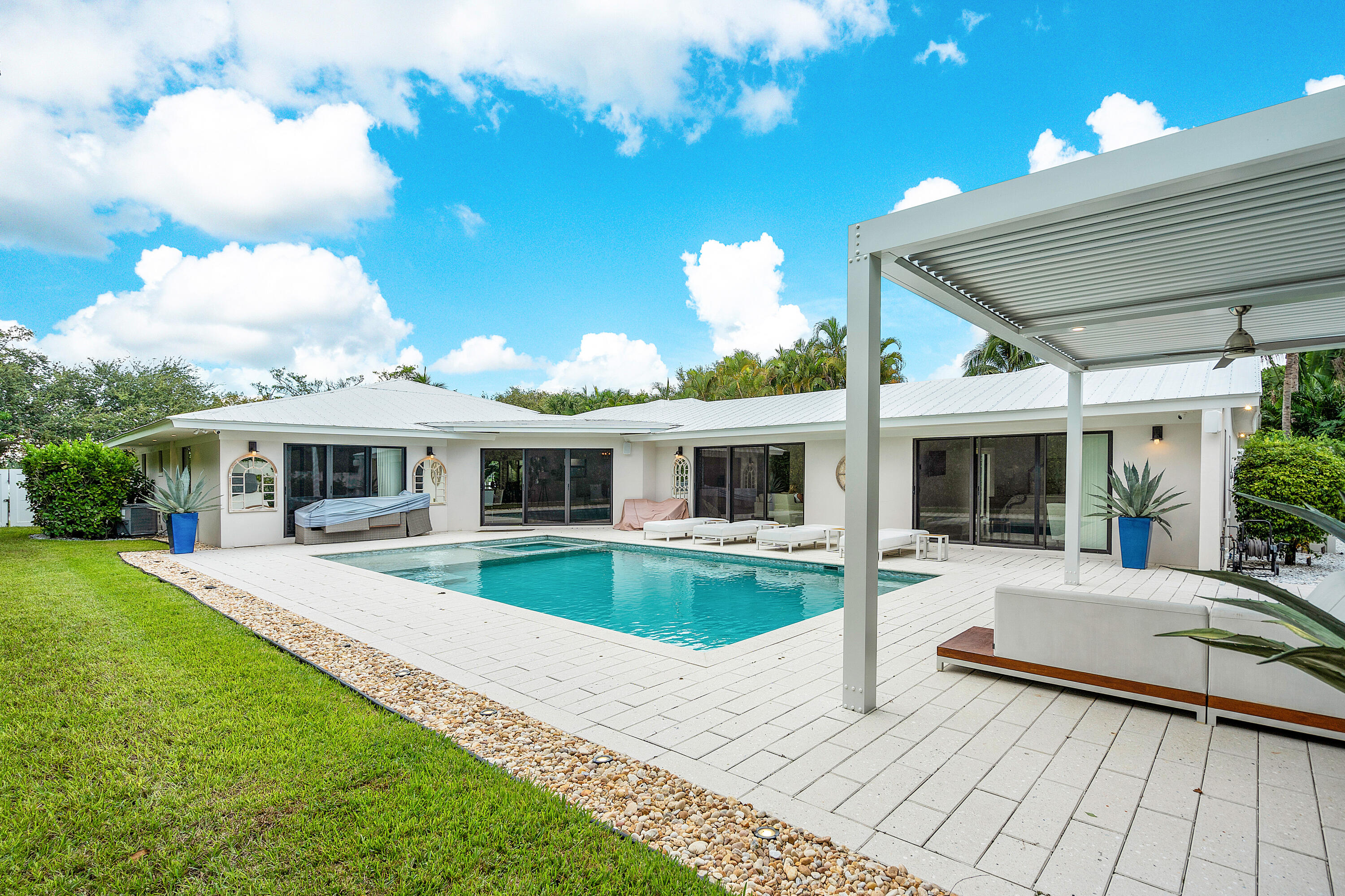 LAKE IDA GARDENS AMENDED PL - Residential Lease
