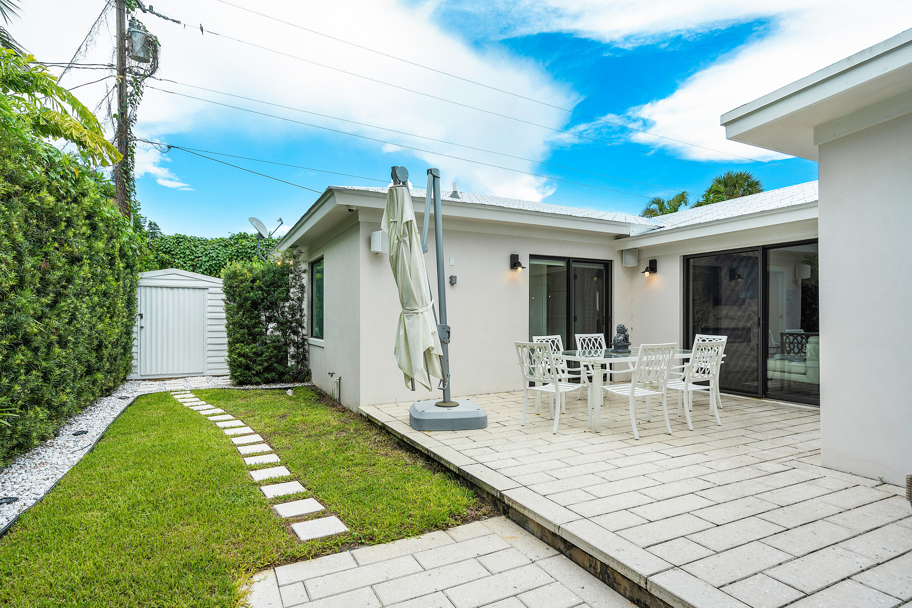 LAKE IDA GARDENS AMENDED PL - Residential Lease