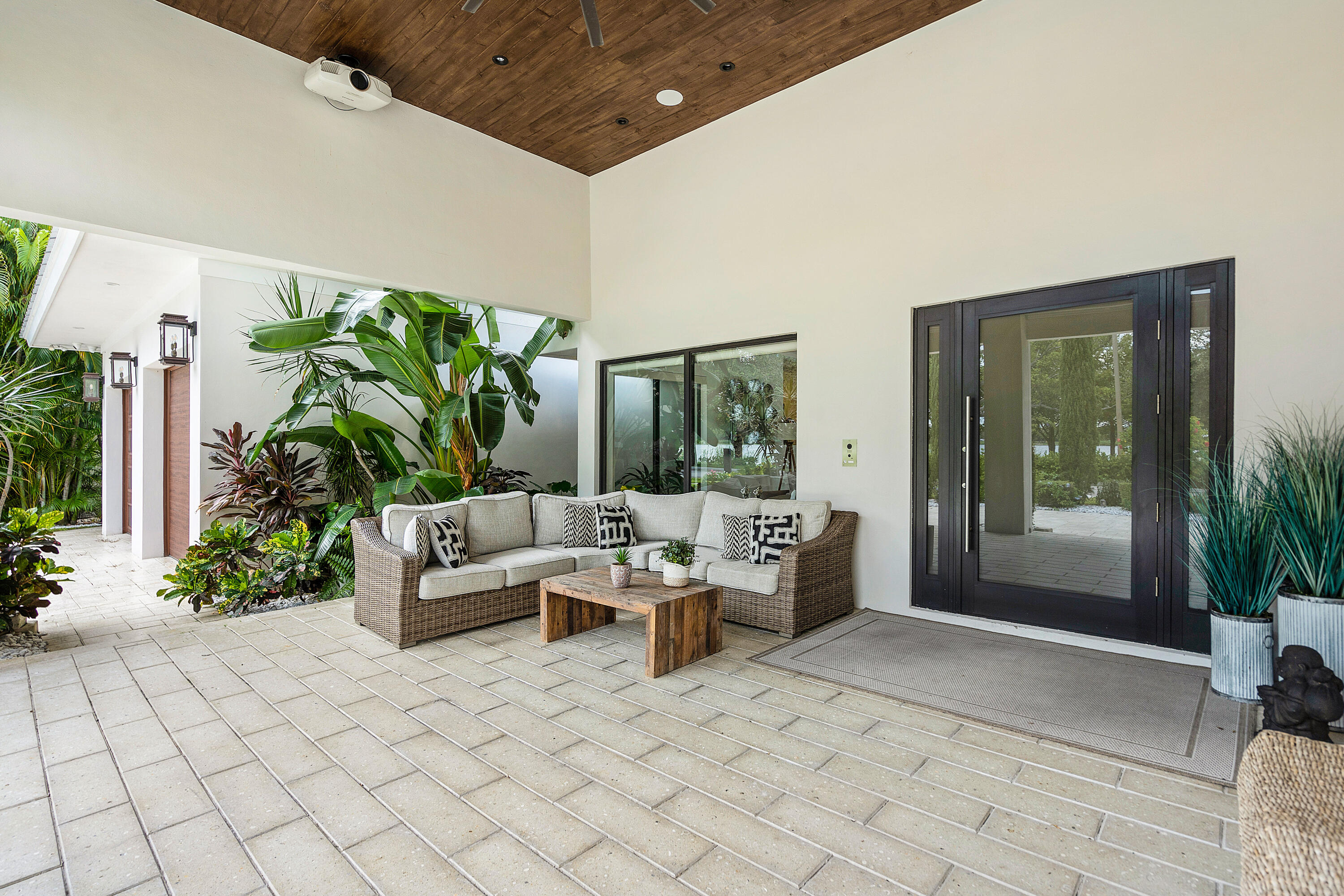 LAKE IDA GARDENS AMENDED PL - Residential Lease