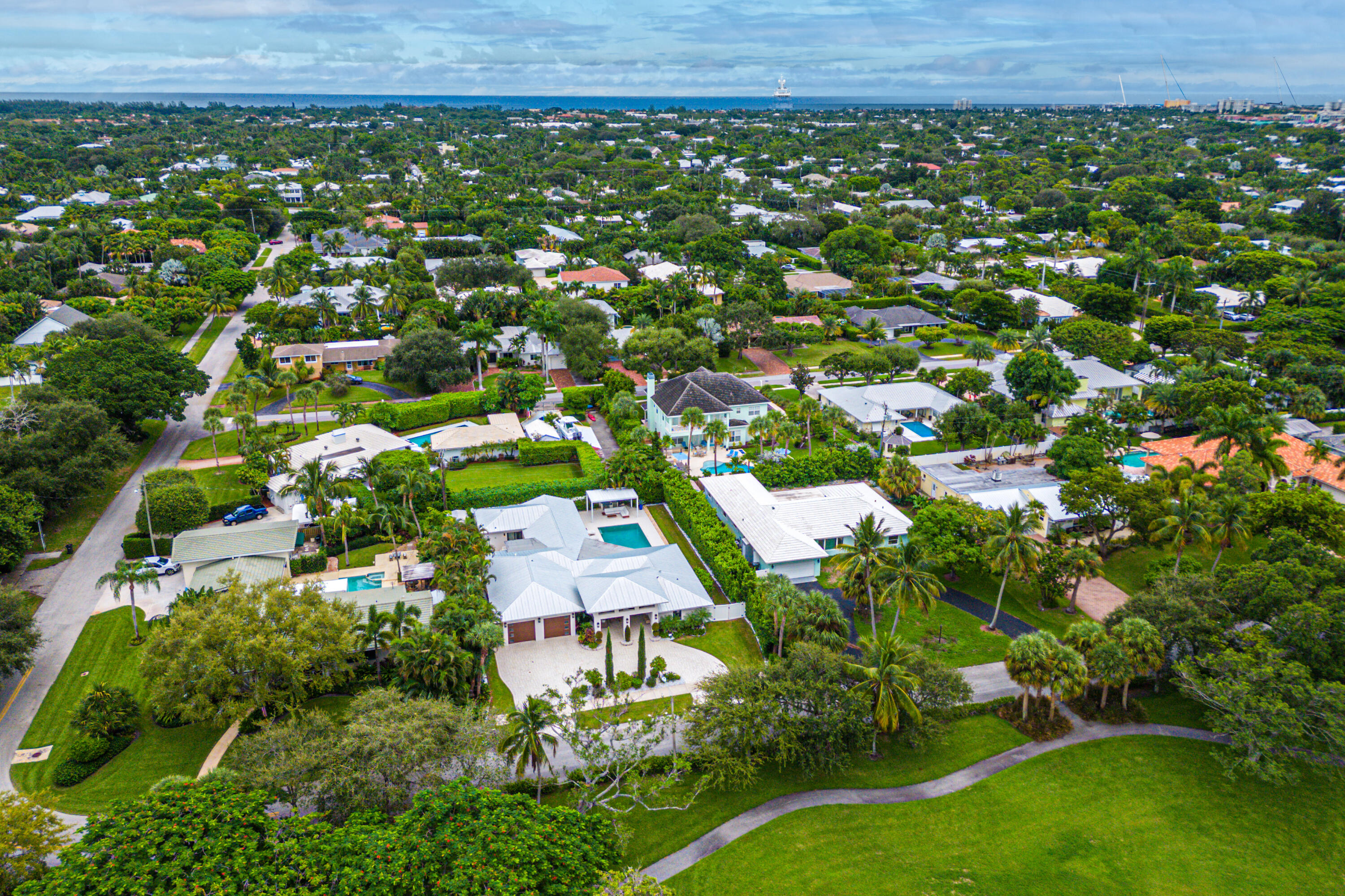 LAKE IDA GARDENS AMENDED PL - Residential Lease