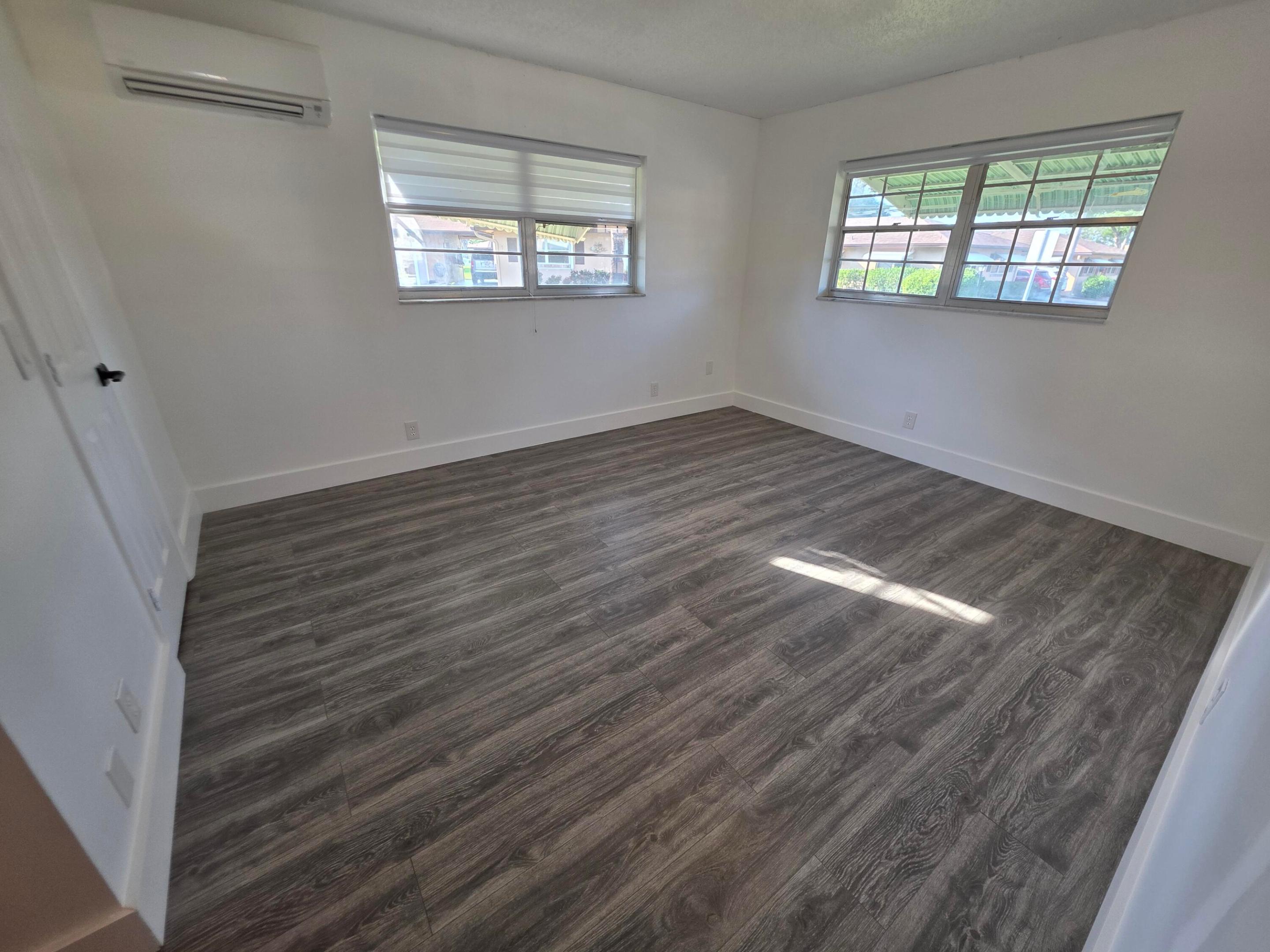 COUNTRY MANORS CONDO - Residential