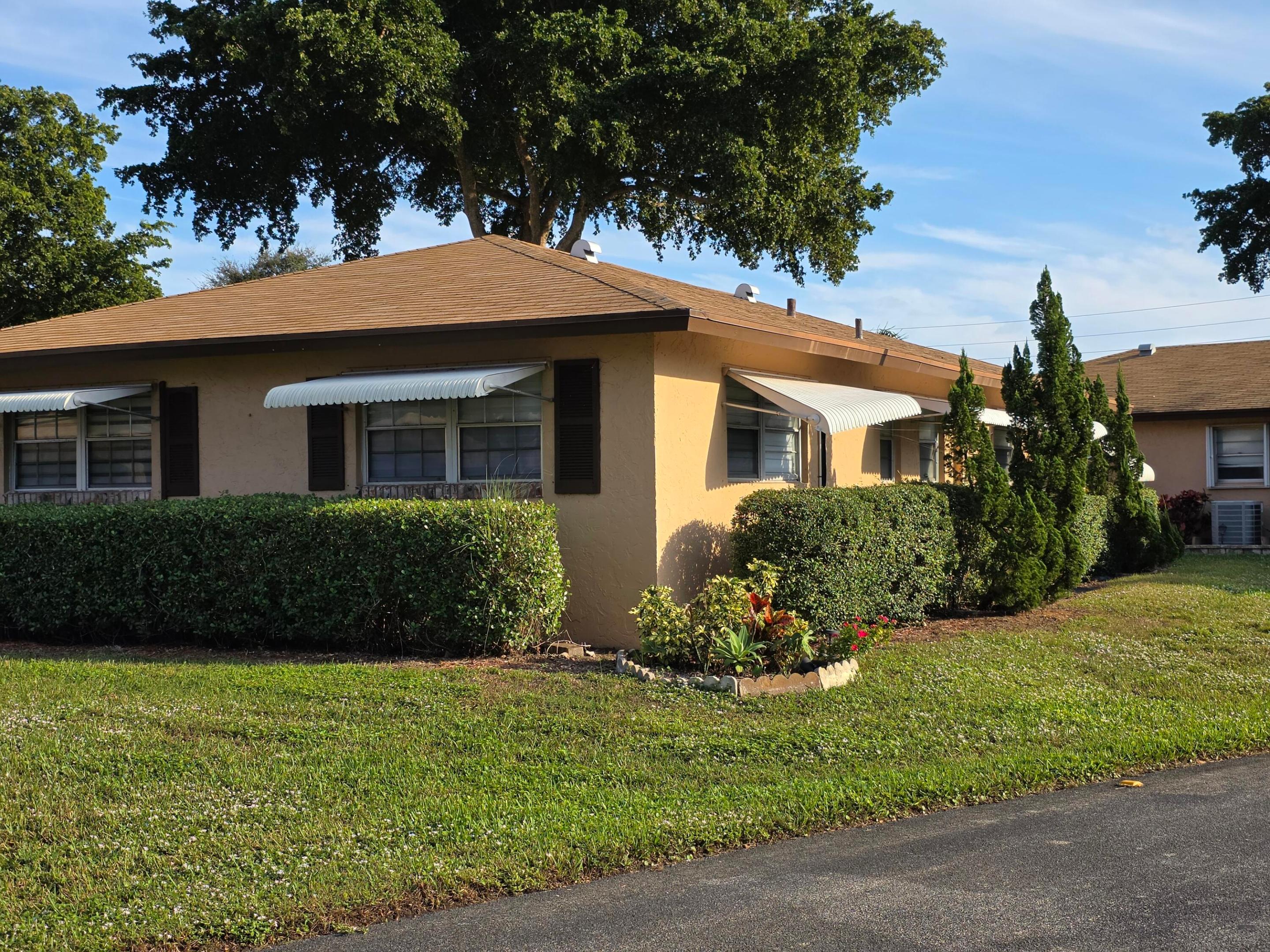 COUNTRY MANORS CONDO - Residential