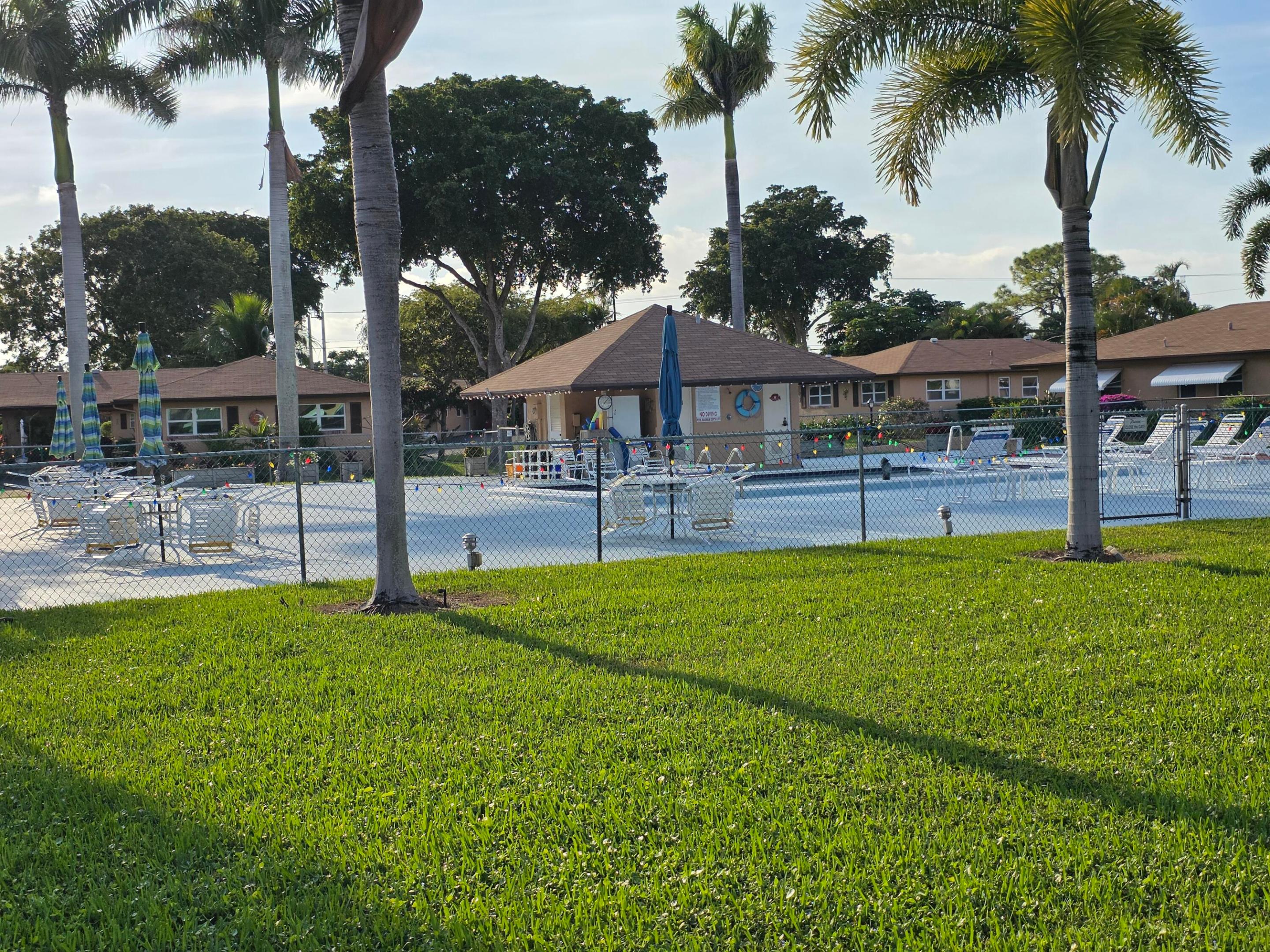 COUNTRY MANORS CONDO - Residential