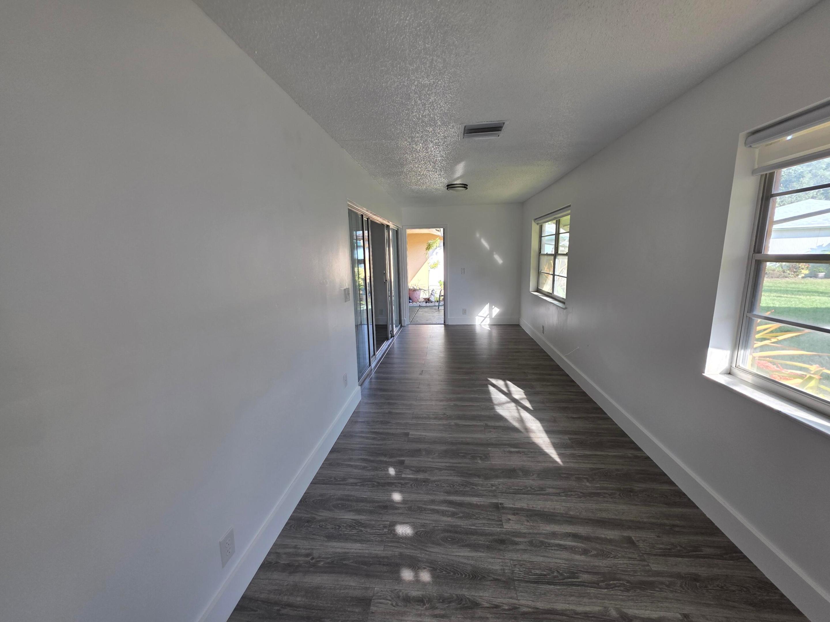 COUNTRY MANORS CONDO - Residential