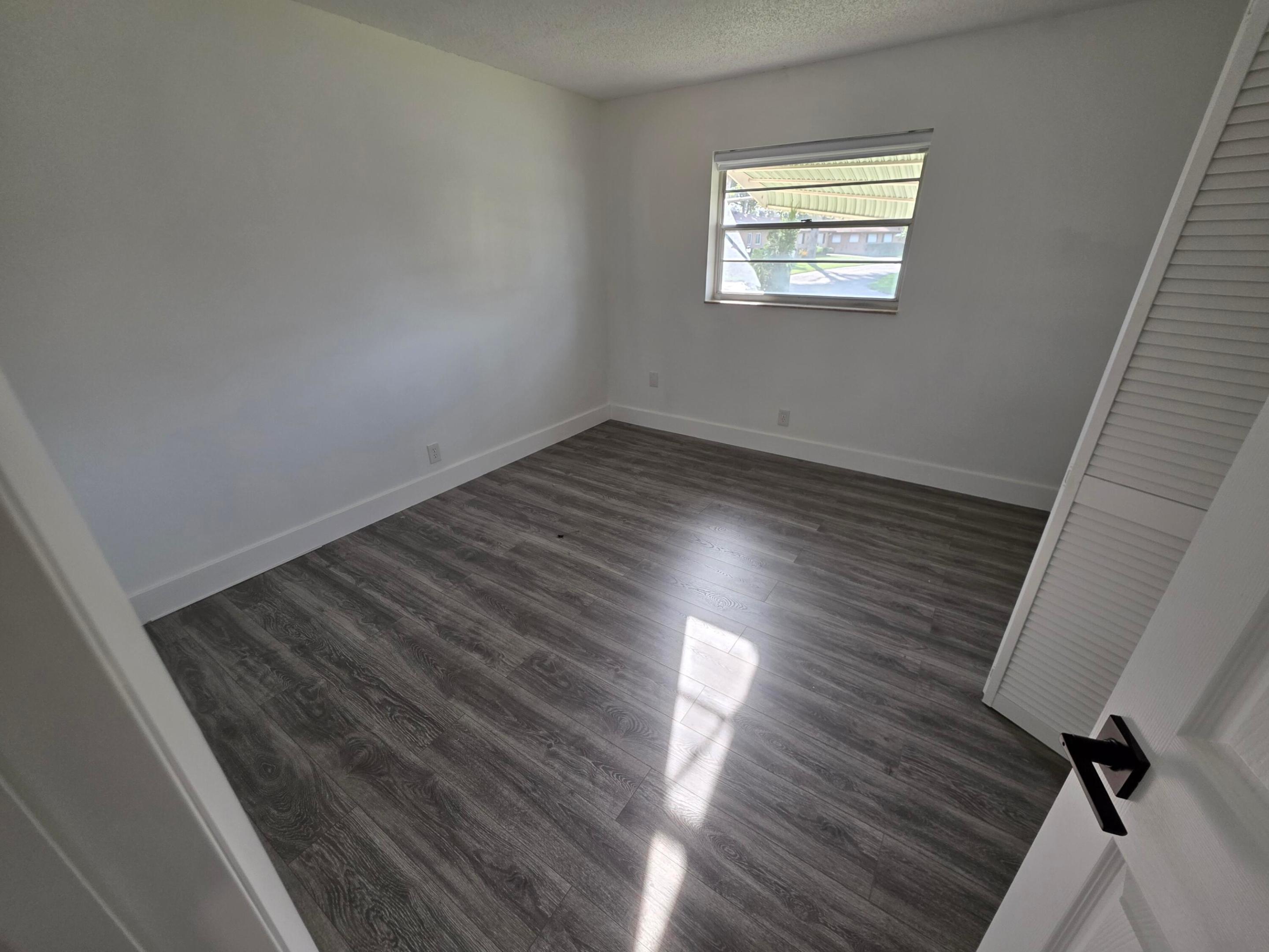 COUNTRY MANORS CONDO - Residential