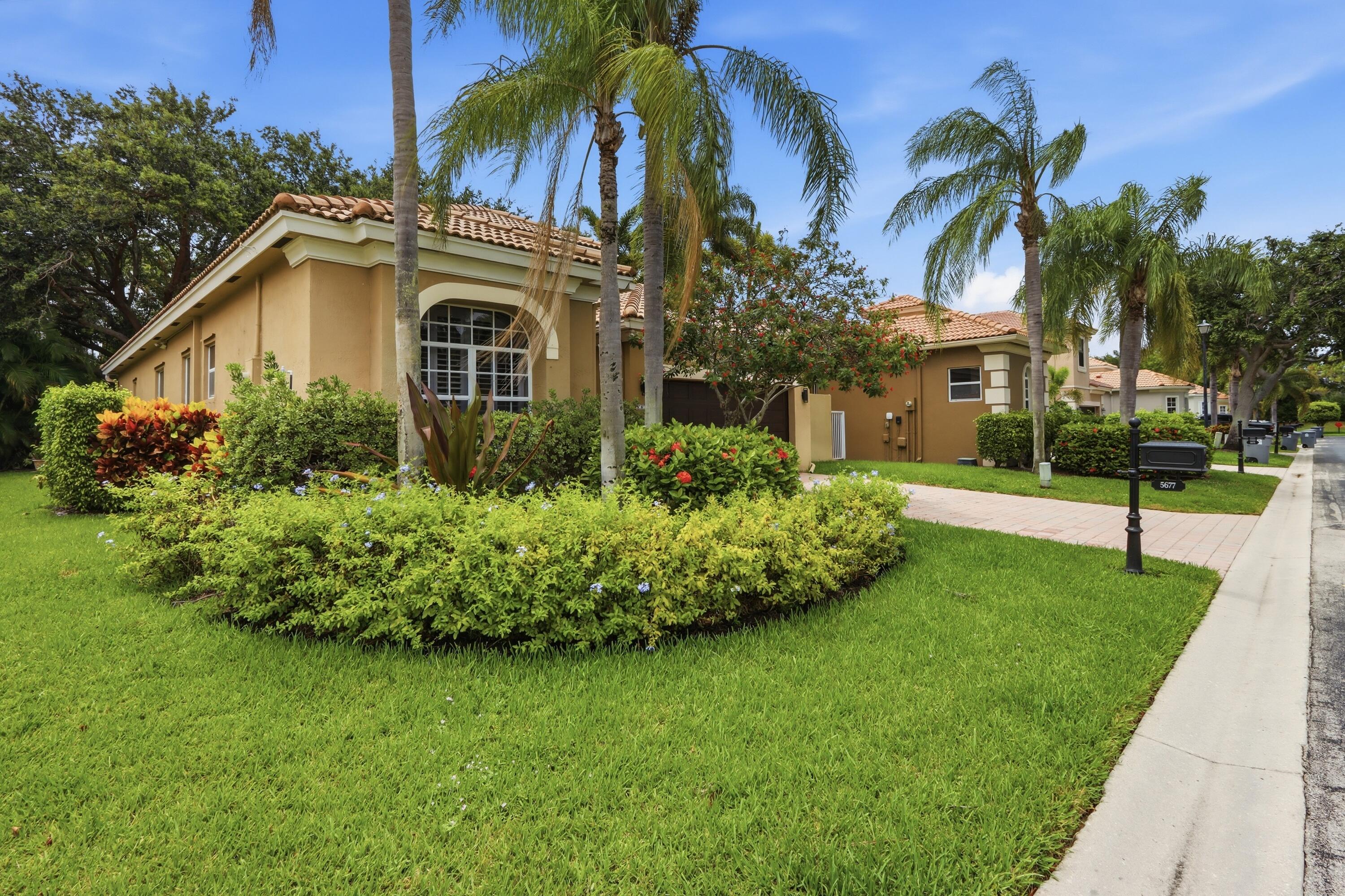 ADDISON TRACE - Residential