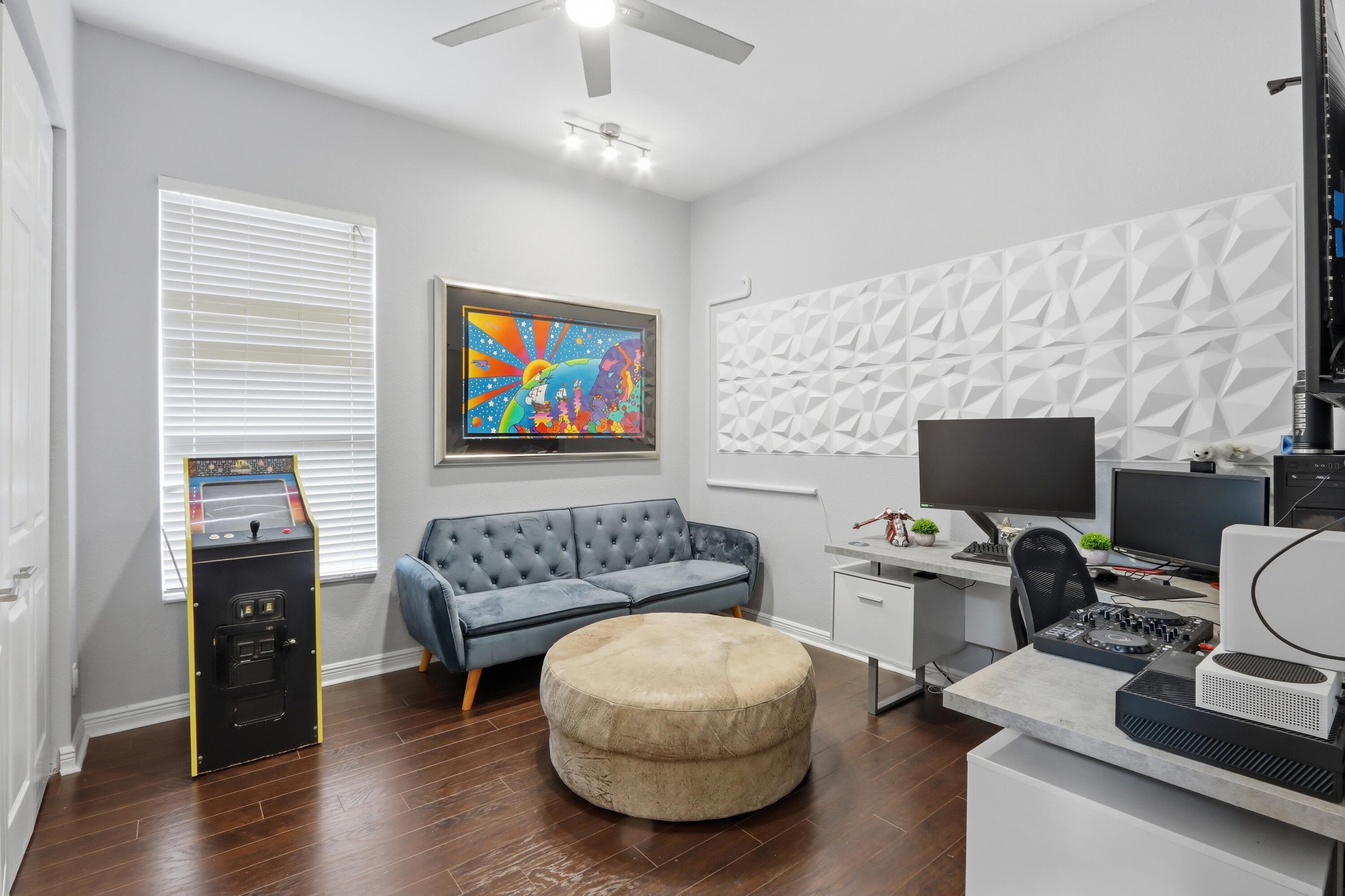 ADDISON TRACE - Residential