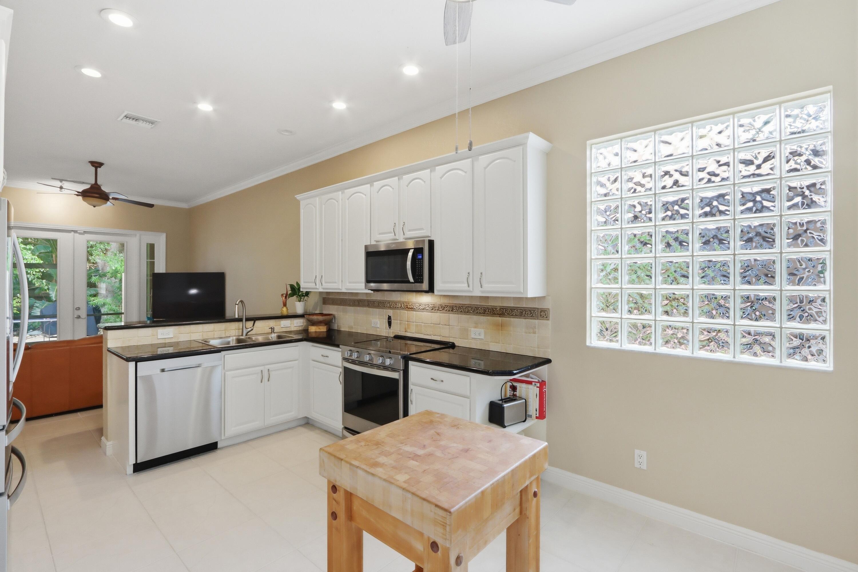 ADDISON TRACE - Residential