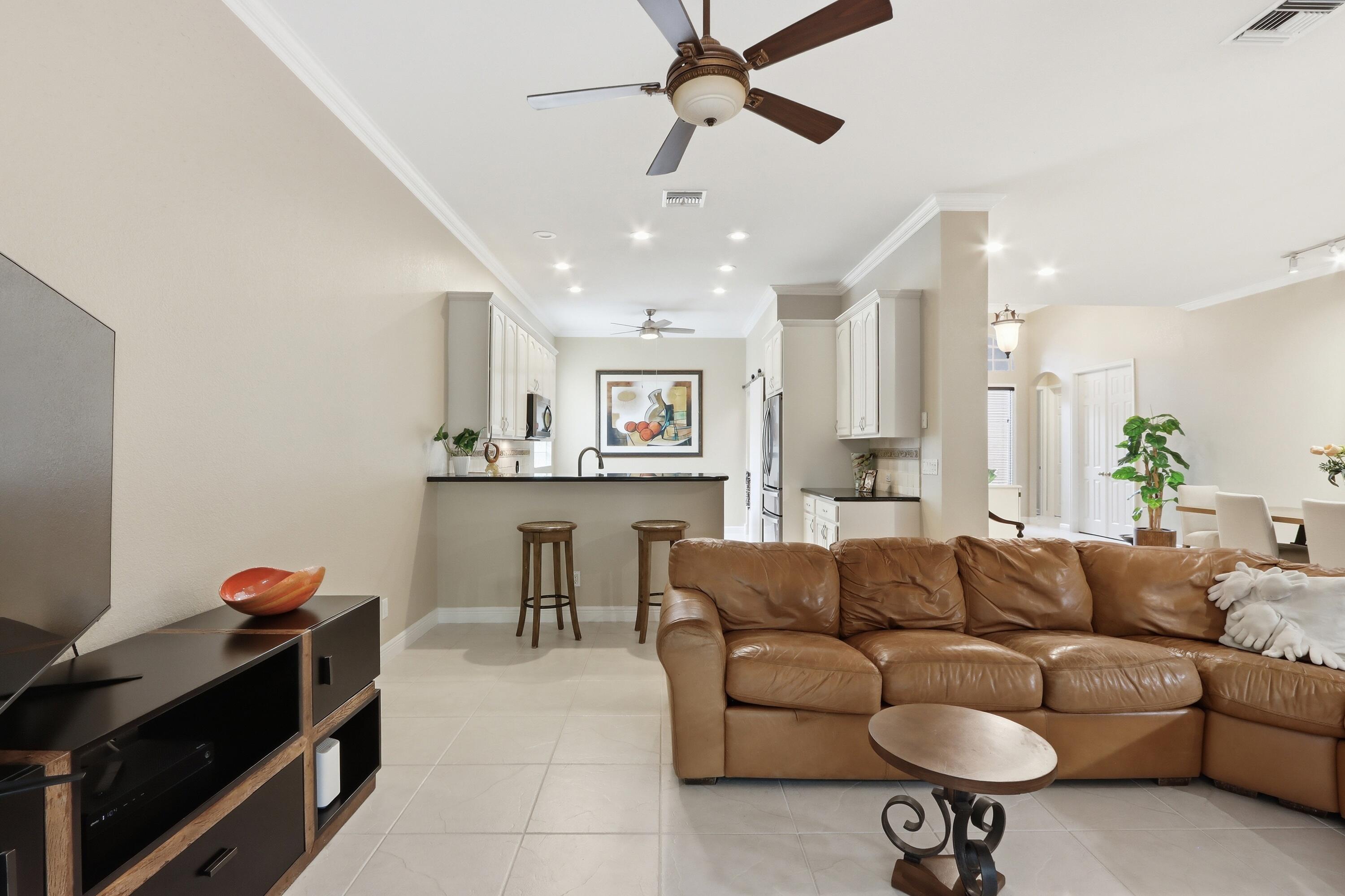 ADDISON TRACE - Residential
