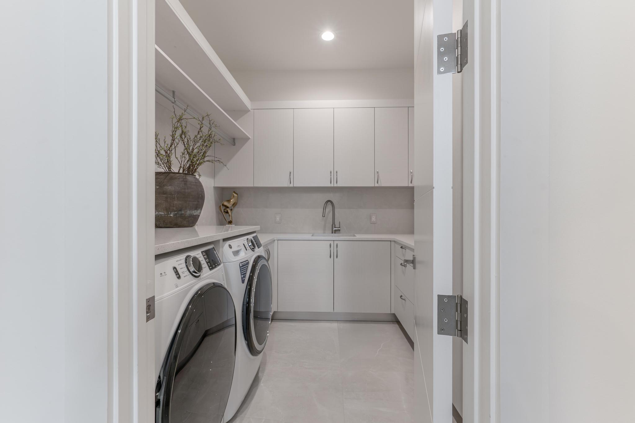 OCEAN HEIGHTS - Residential
