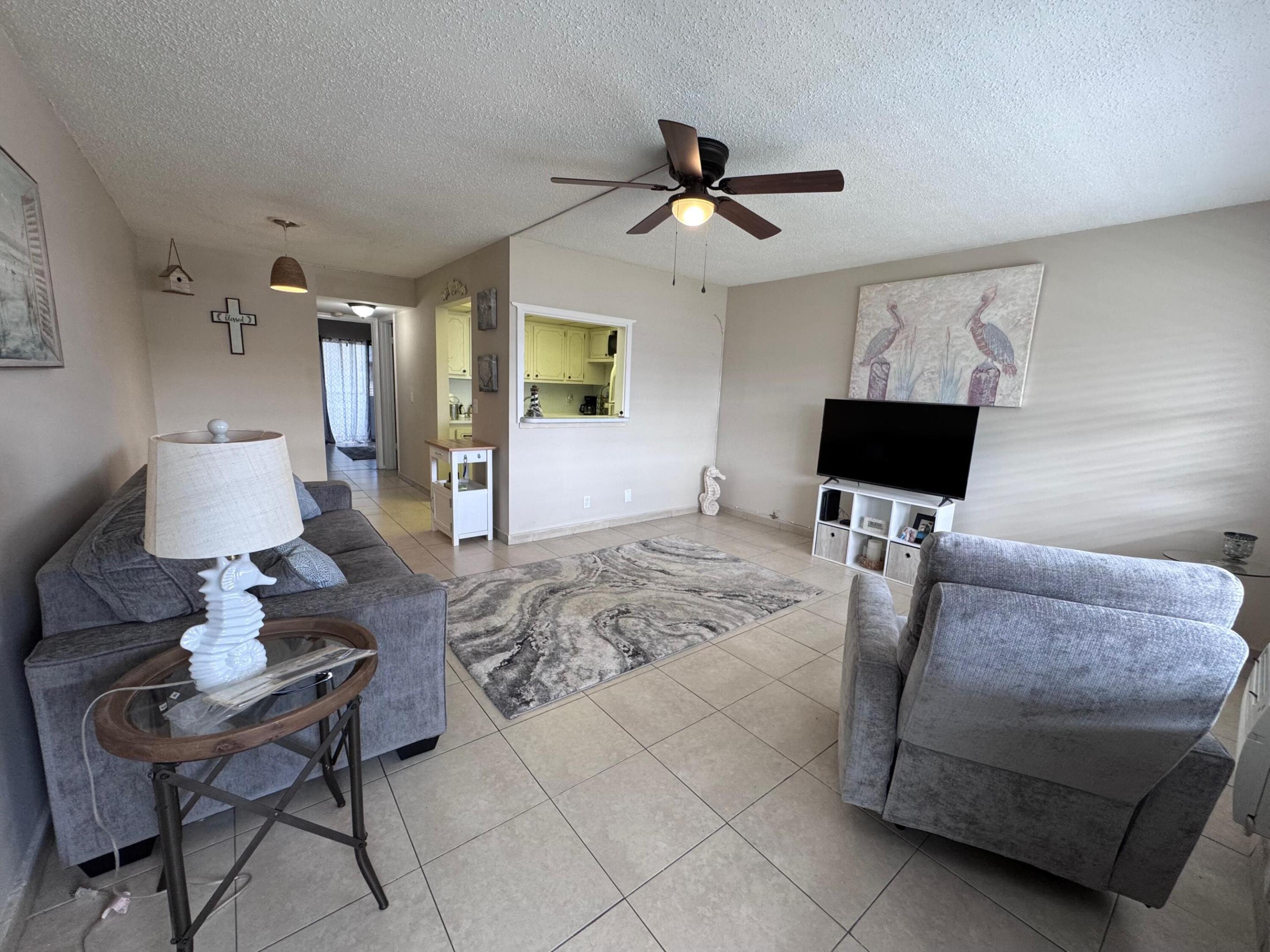 SUSSEX CONDO - Residential Lease