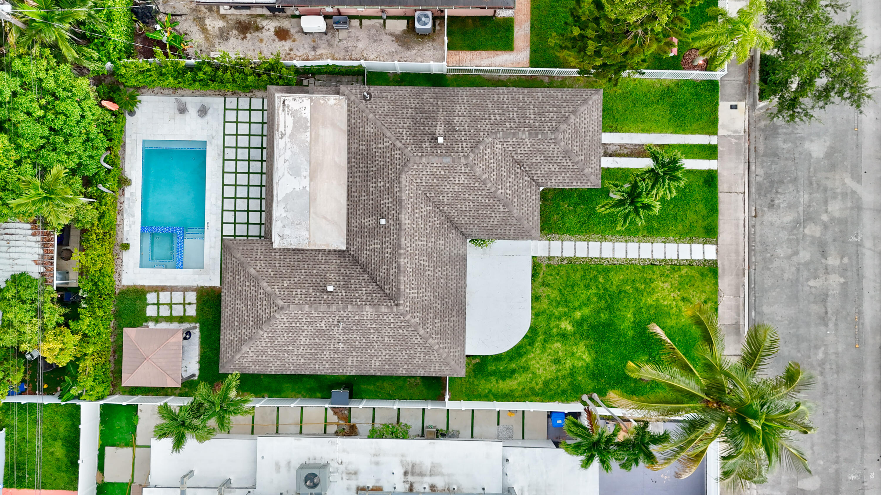 TREASURE ISLAND - Residential Lease