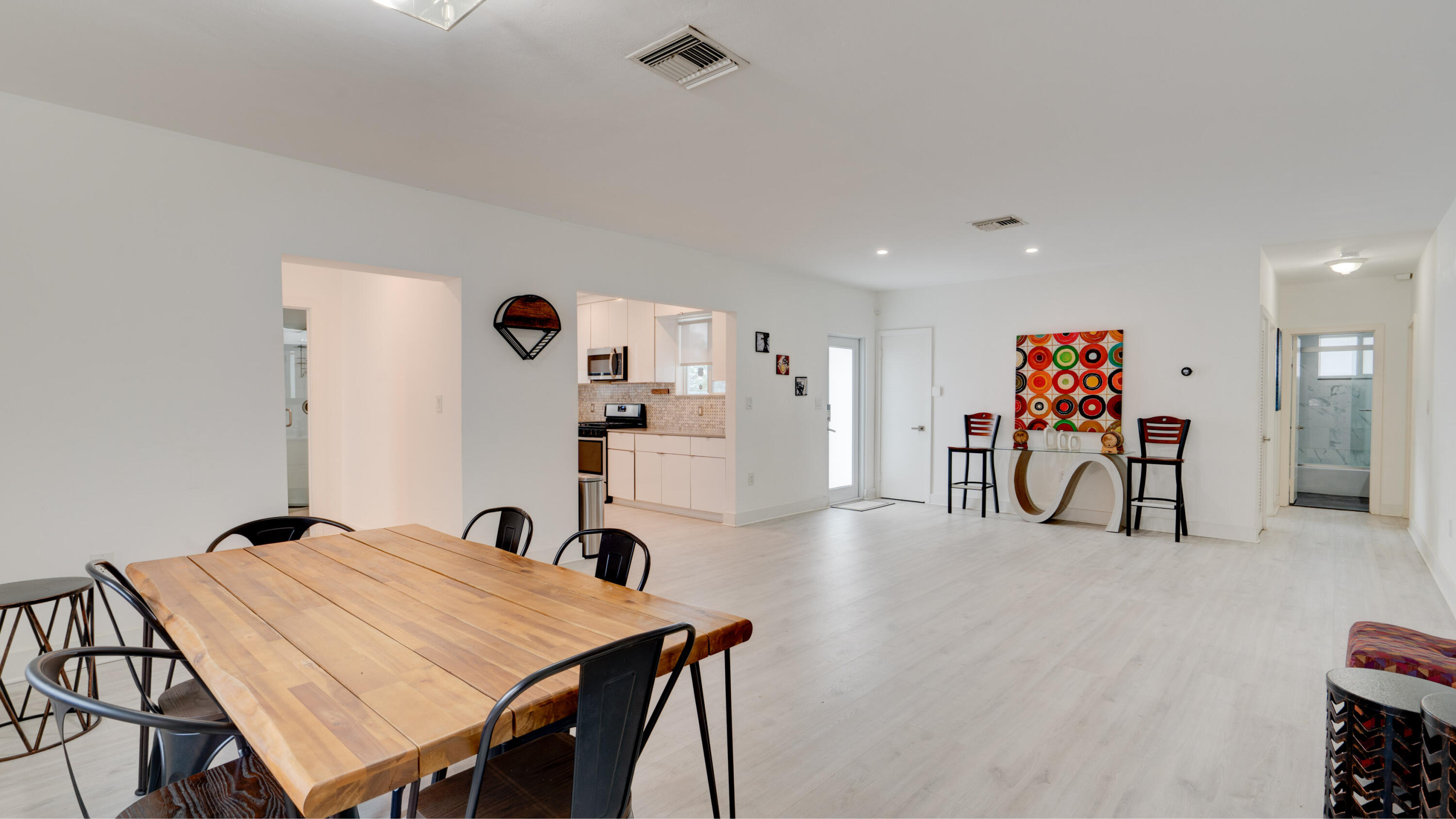 TREASURE ISLAND - Residential Lease
