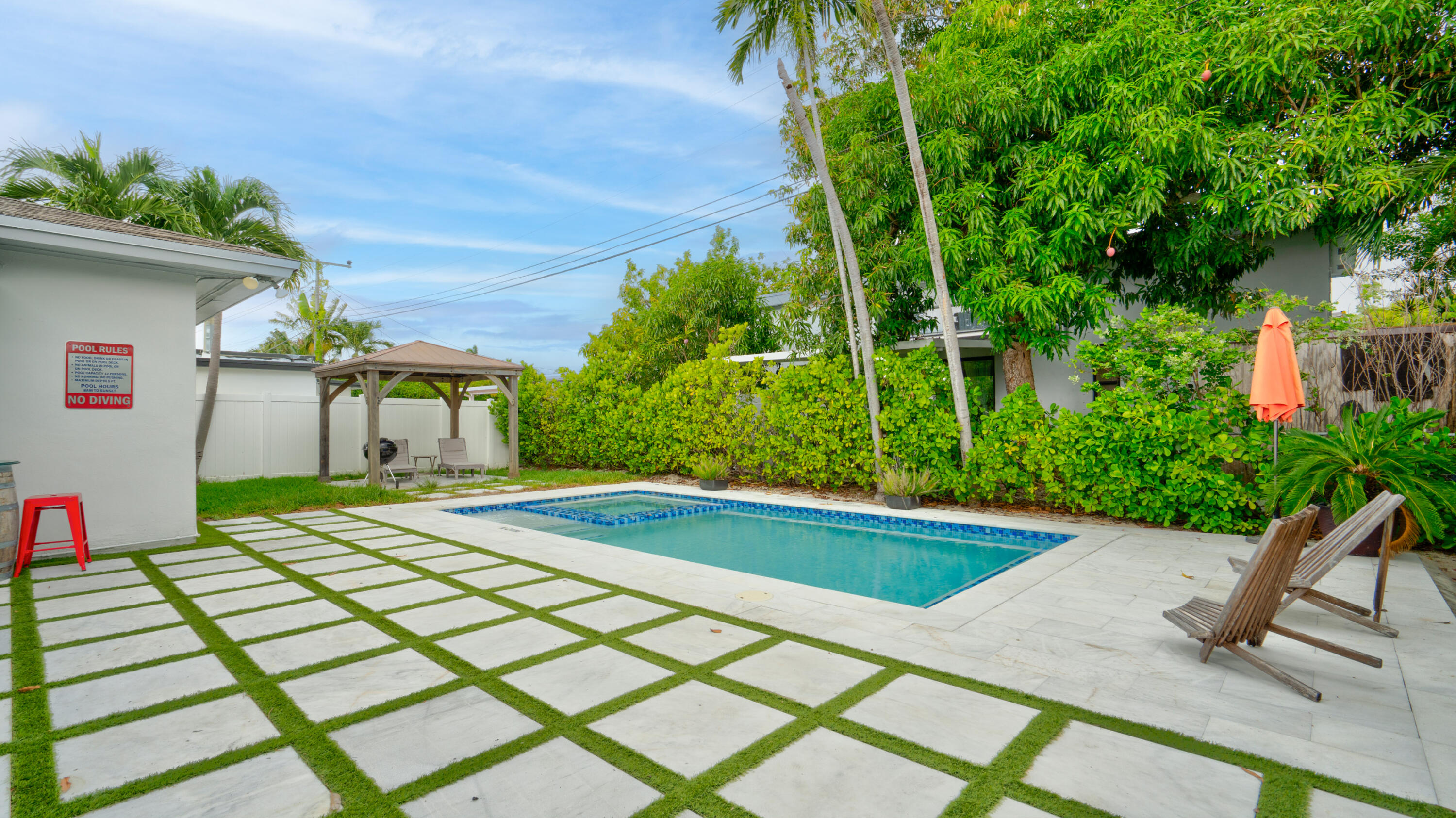 TREASURE ISLAND - Residential Lease