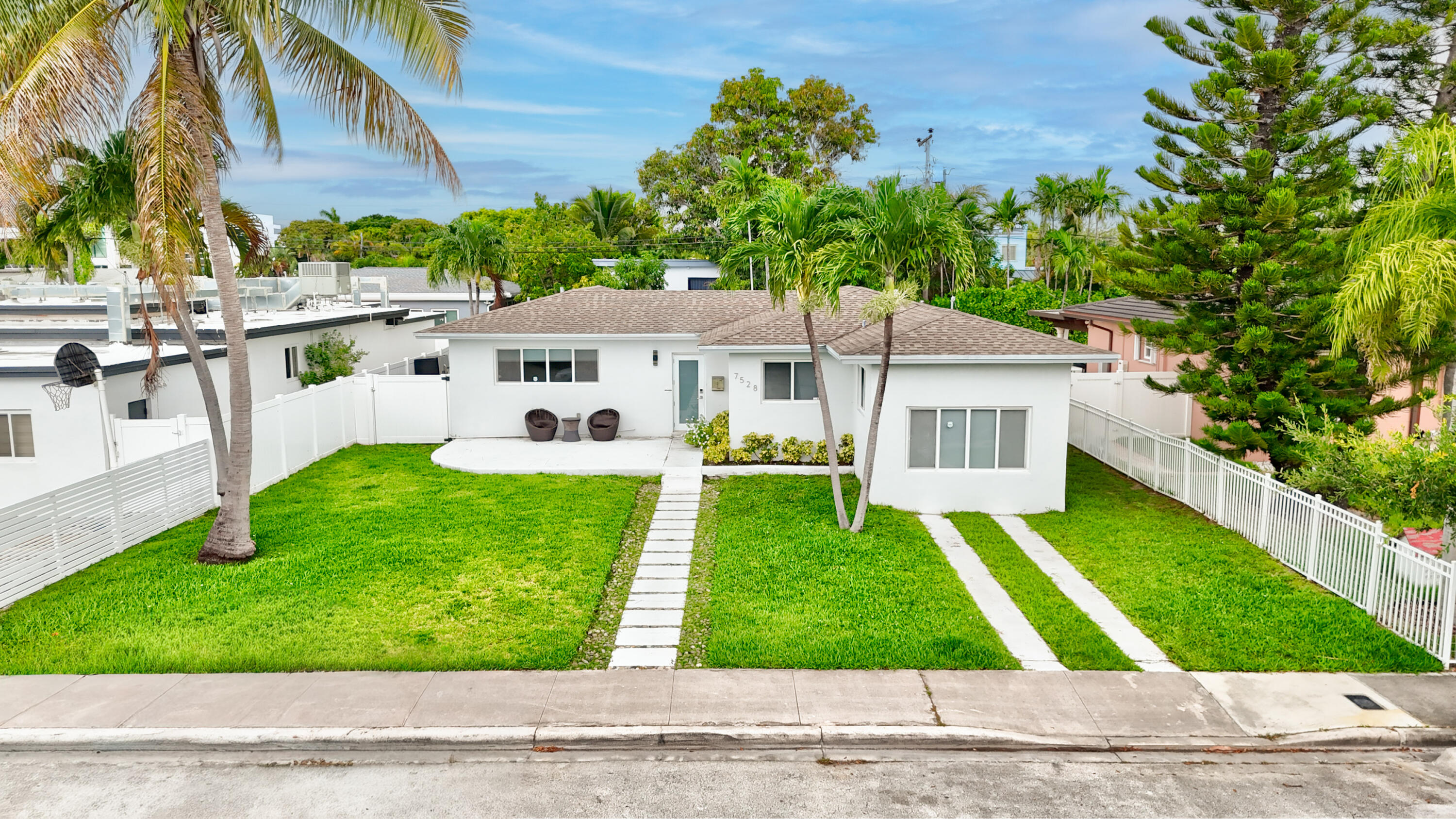 TREASURE ISLAND - Residential Lease