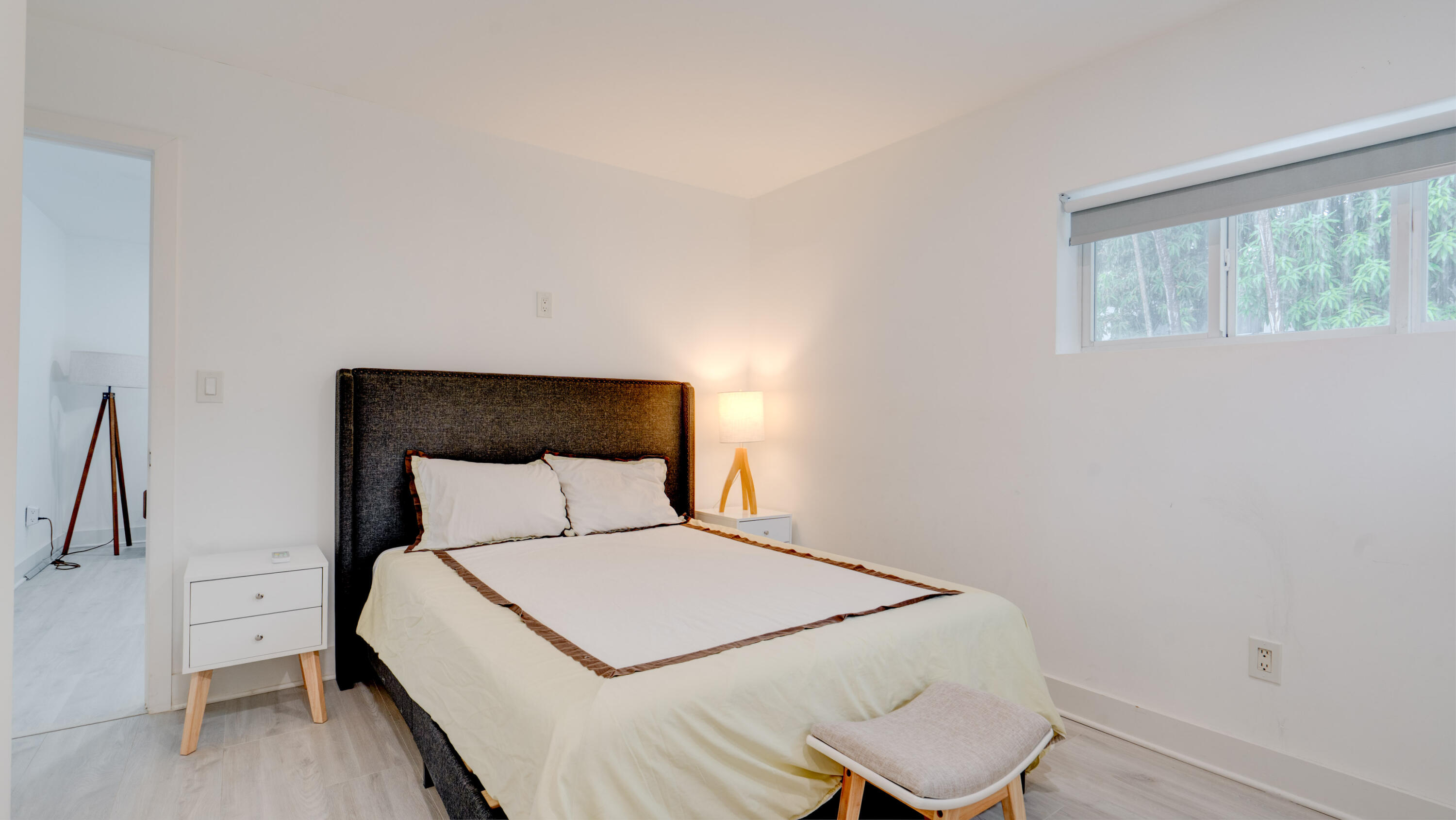TREASURE ISLAND - Residential Lease
