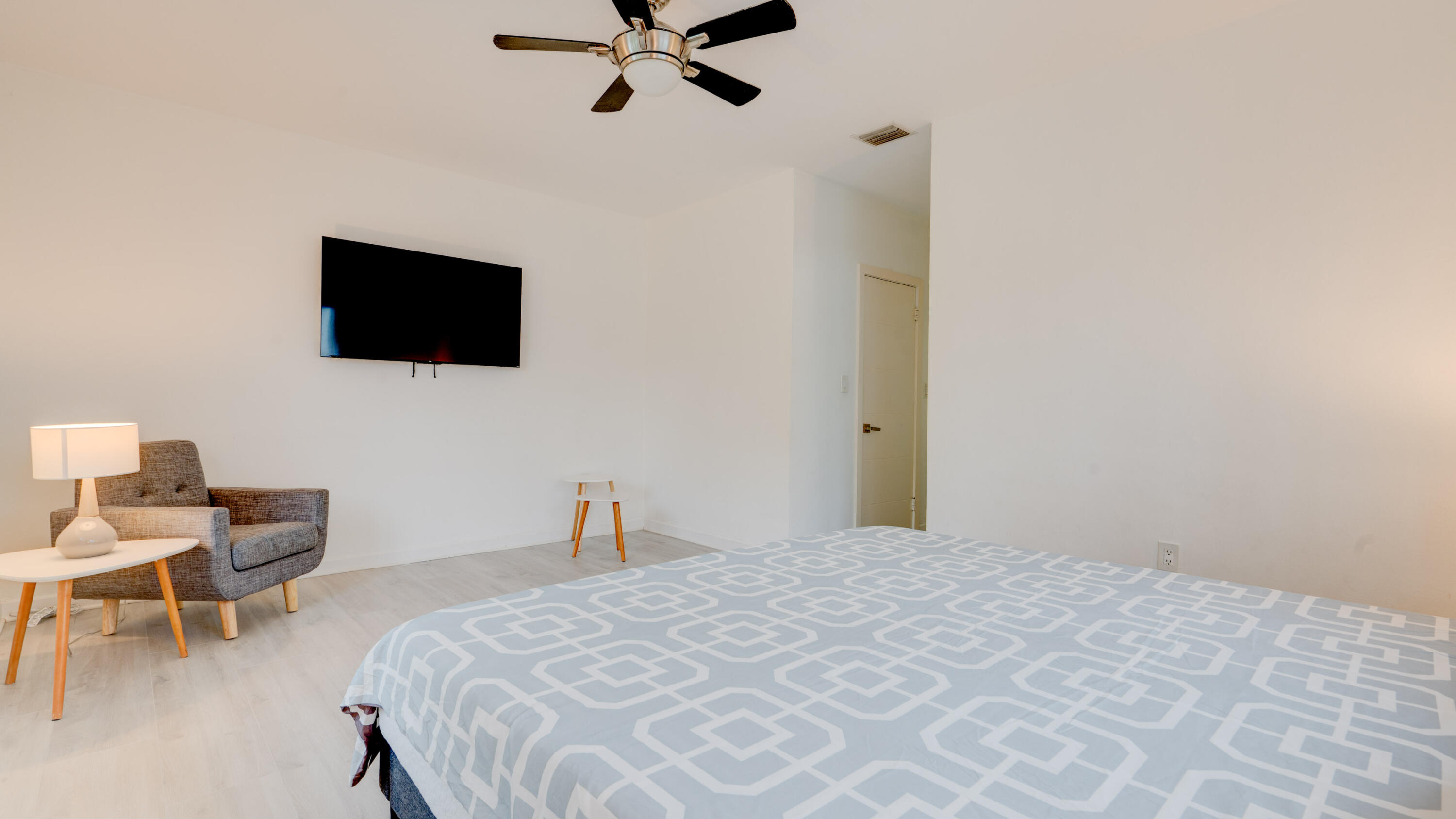 TREASURE ISLAND - Residential Lease