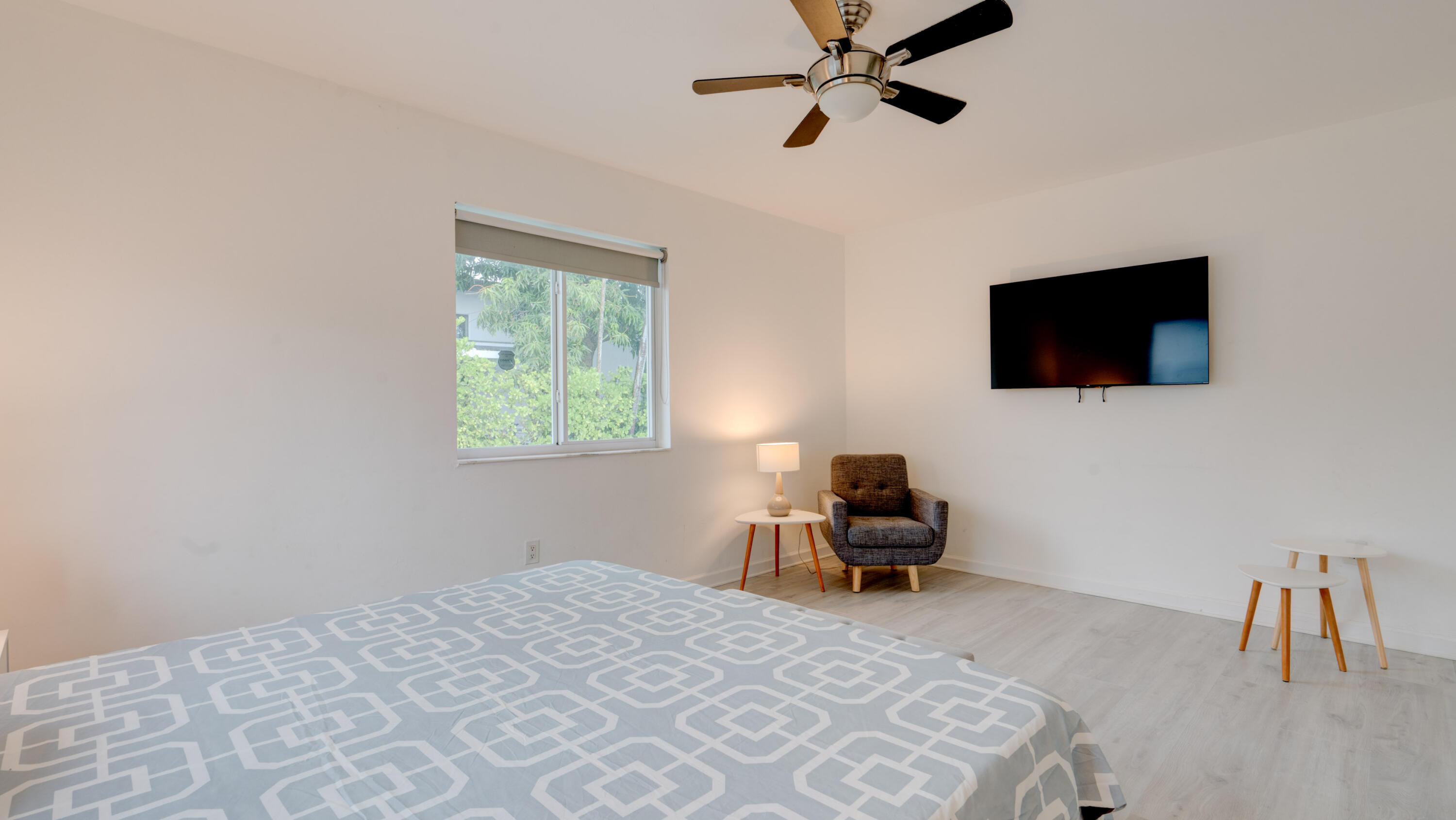 TREASURE ISLAND - Residential Lease