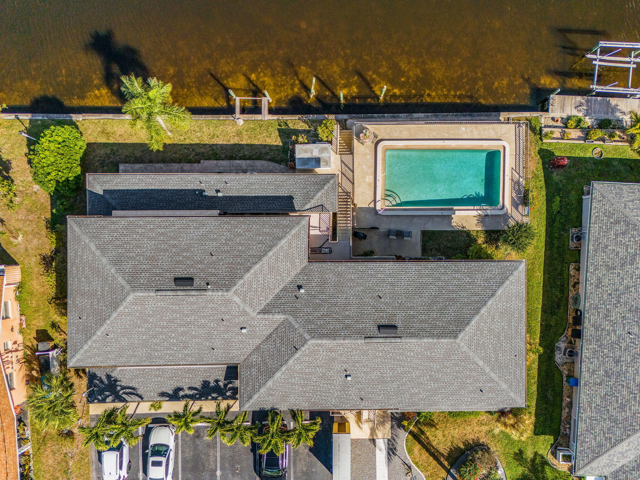 LOS CINCO THE FILE - Residential
