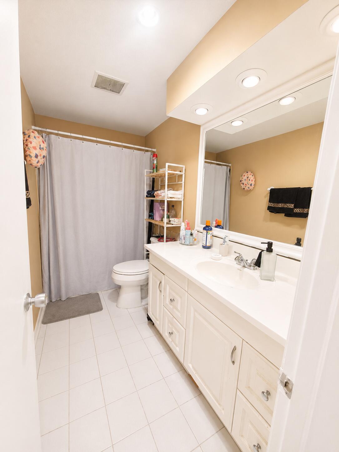 MAYBURY MANSIONS - Residential