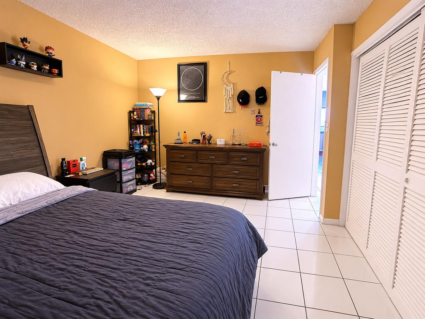MAYBURY MANSIONS - Residential