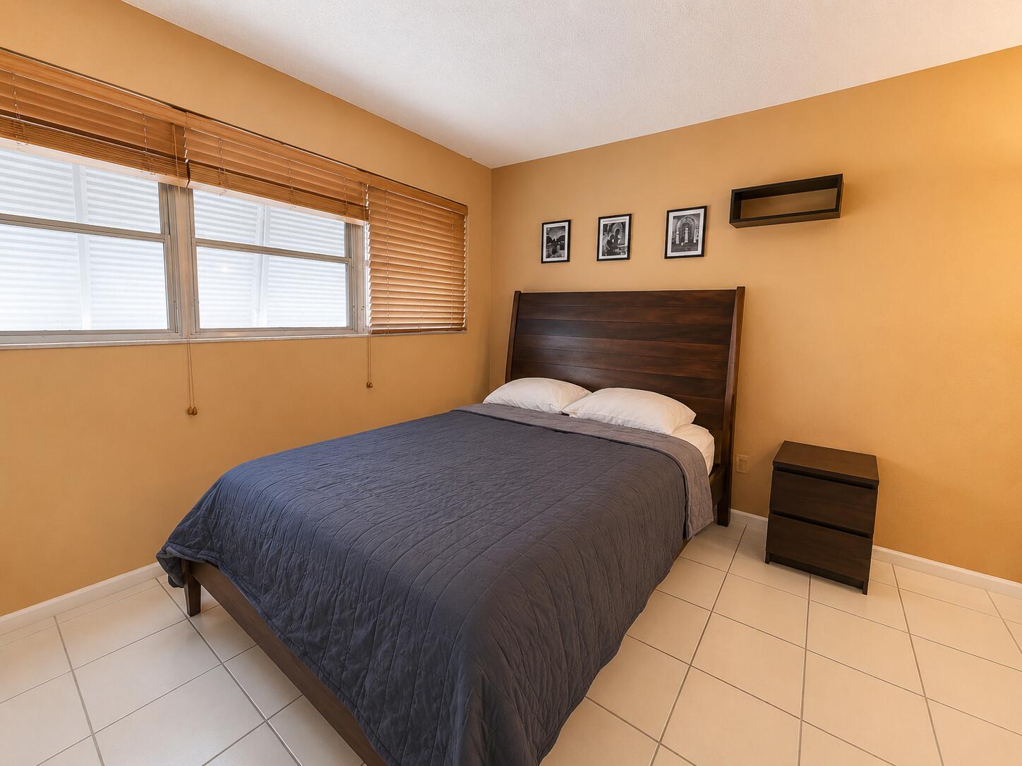 MAYBURY MANSIONS - Residential
