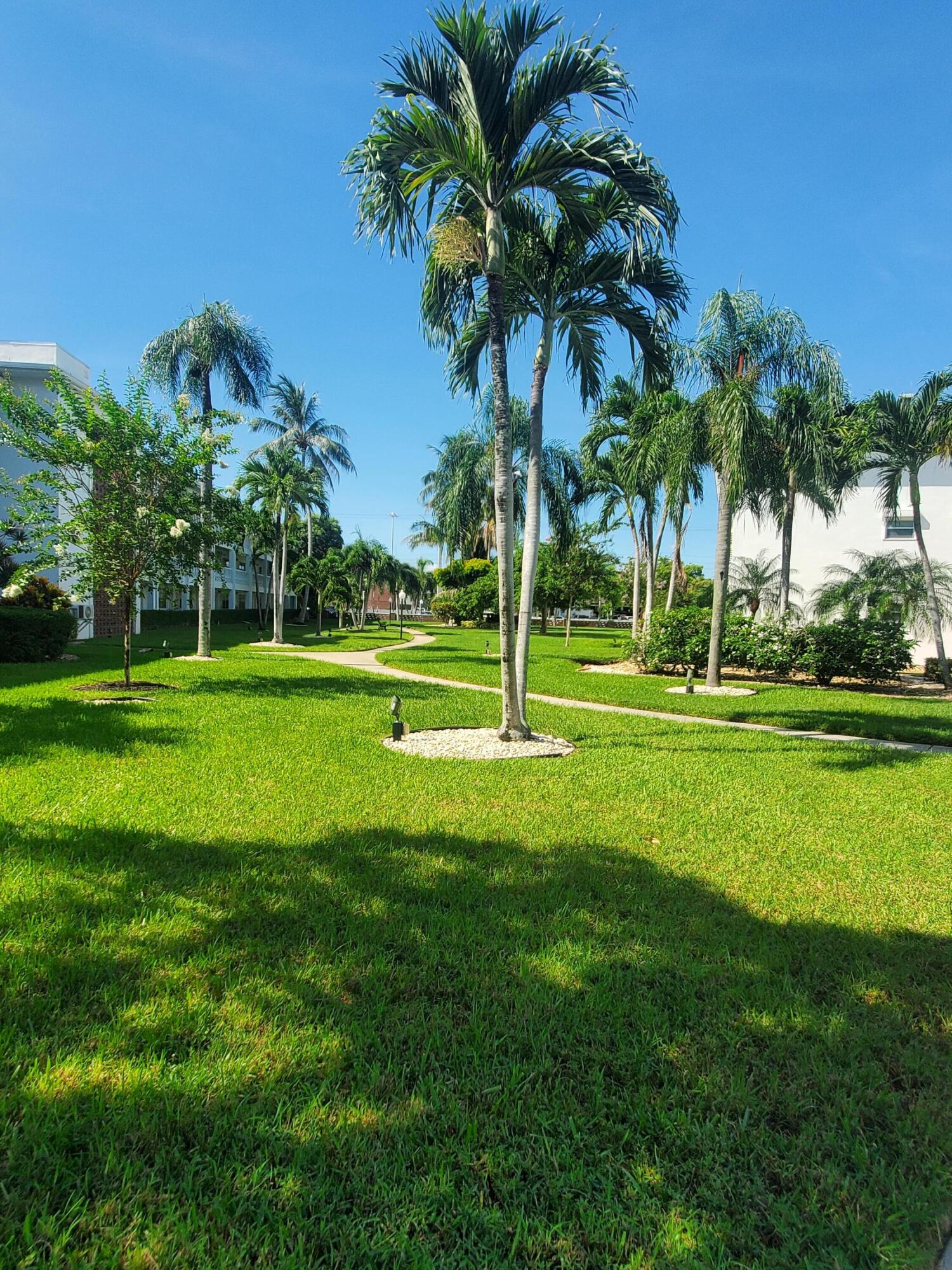 MAYBURY MANSIONS - Residential