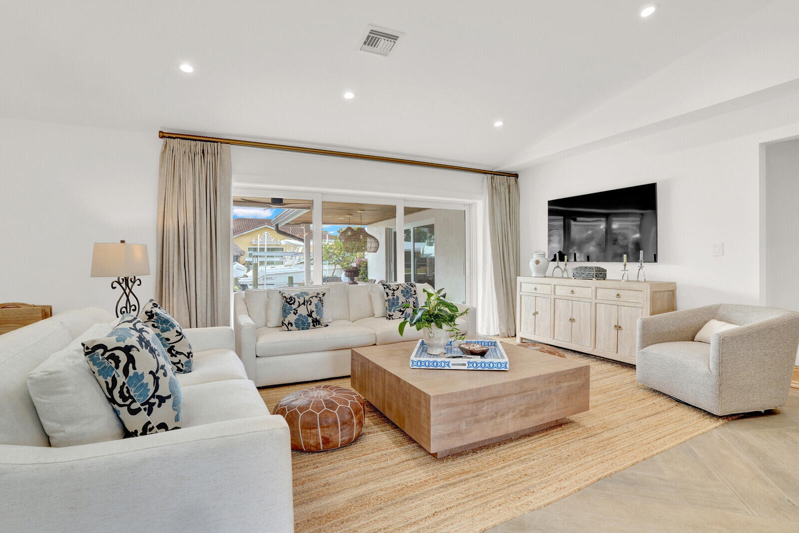 PALM BEACH ISLES 2 - Residential