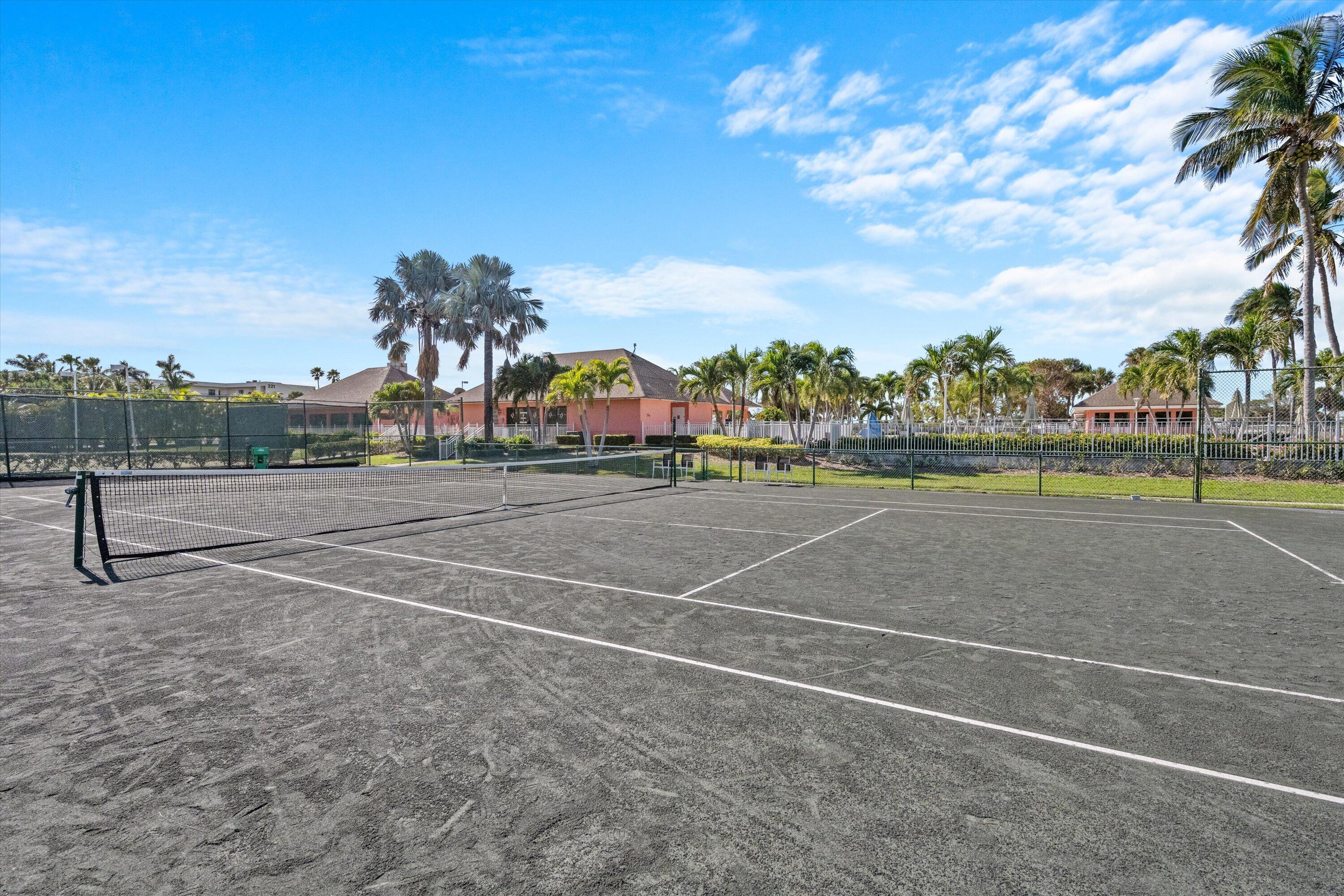 Bayview Irp Condo - Residential