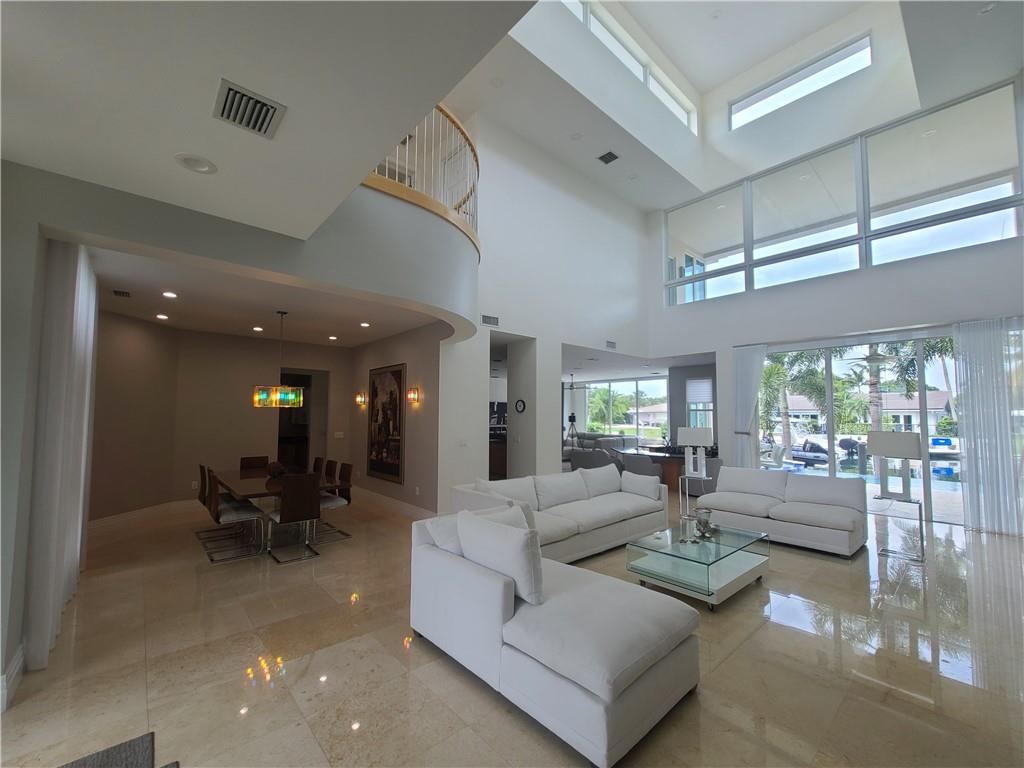 HILLSBORO HARBOR UNIT B - Residential
