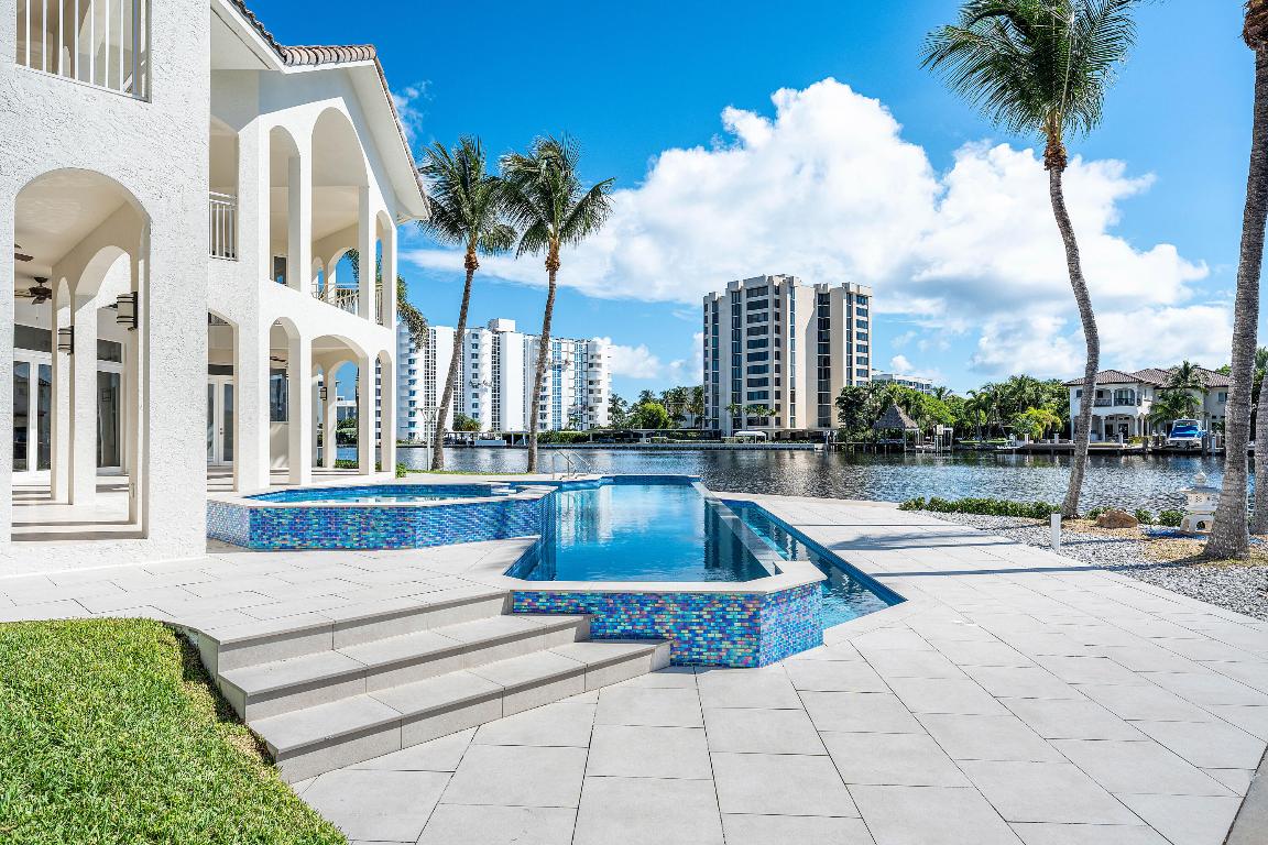 TROPIC ISLE 3RD SEC - Residential
