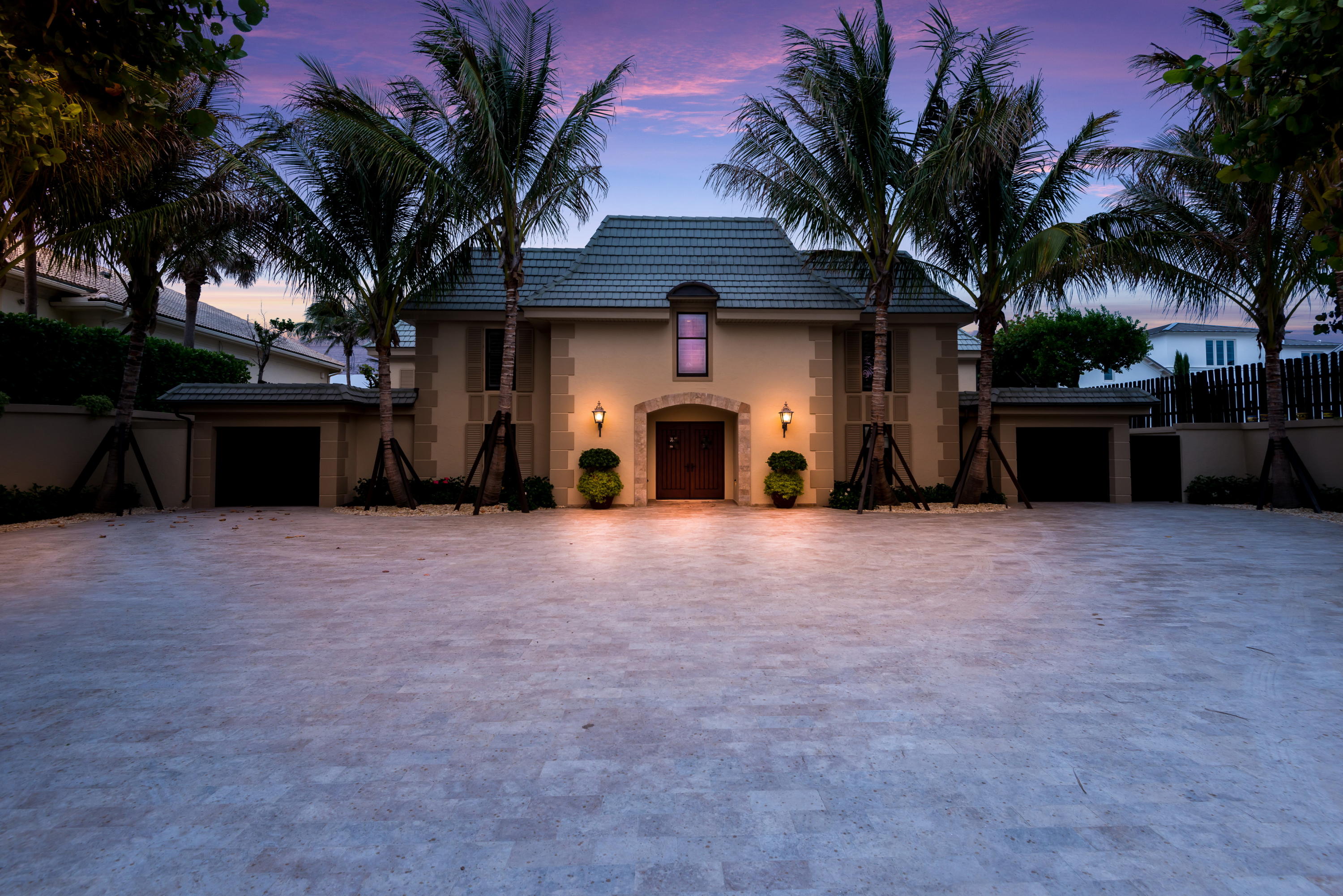 JUPITER INLET BEACH COLONY - Residential