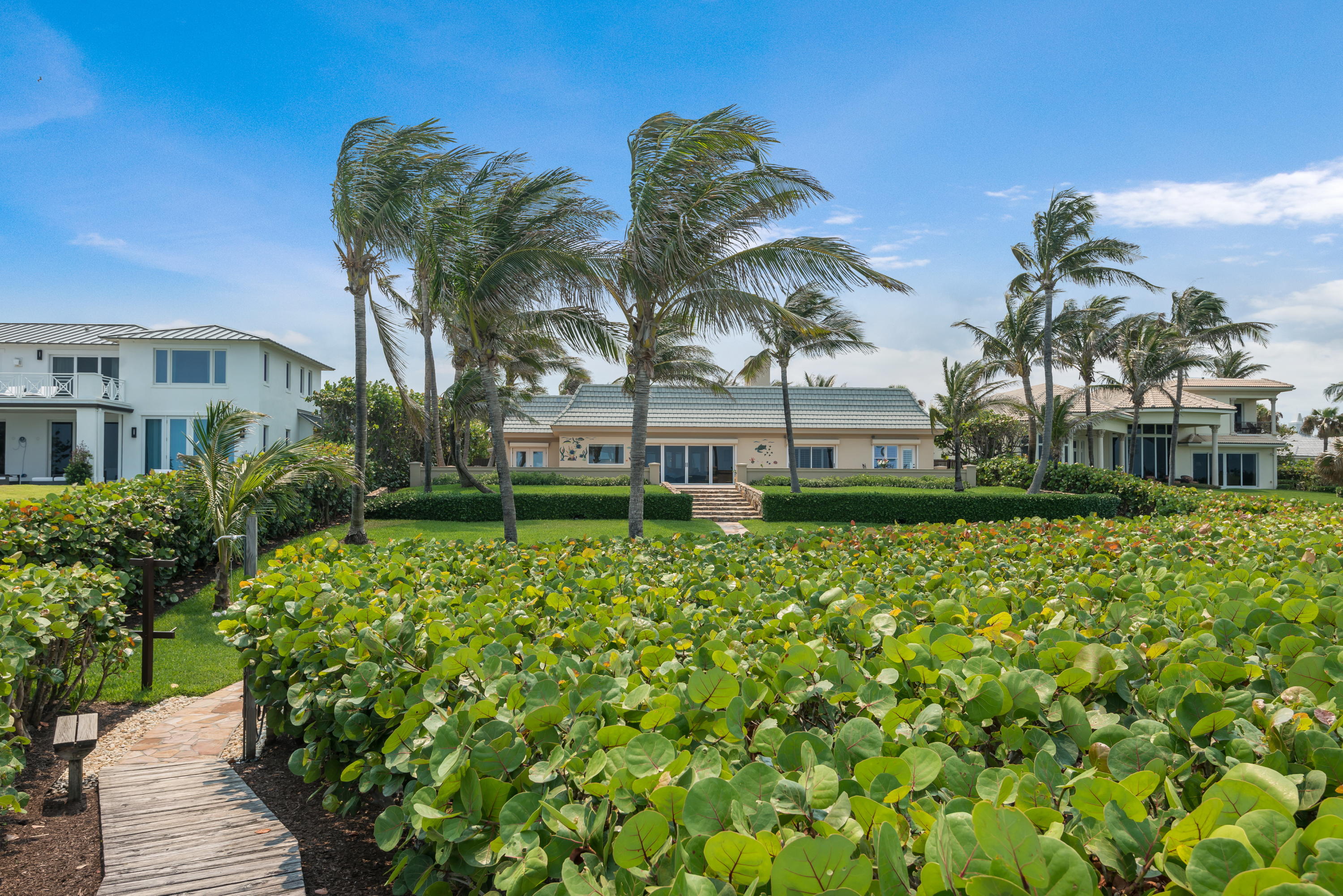 JUPITER INLET BEACH COLONY - Residential
