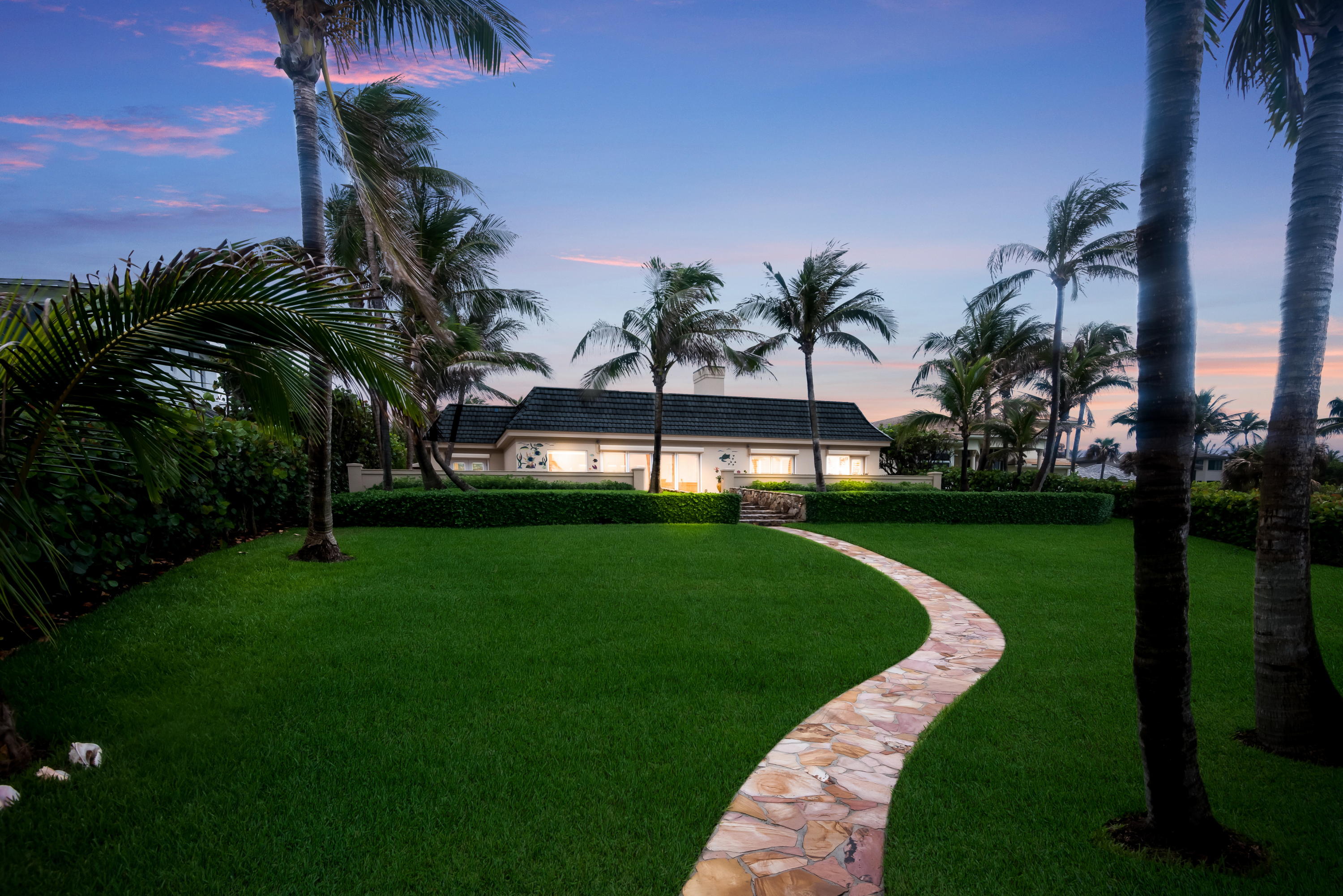 JUPITER INLET BEACH COLONY - Residential