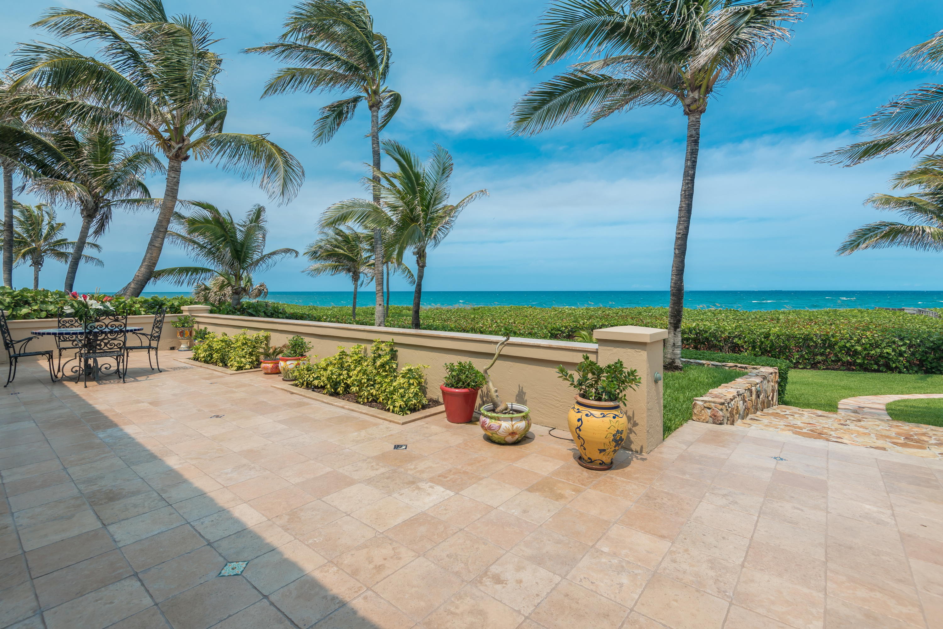 JUPITER INLET BEACH COLONY - Residential