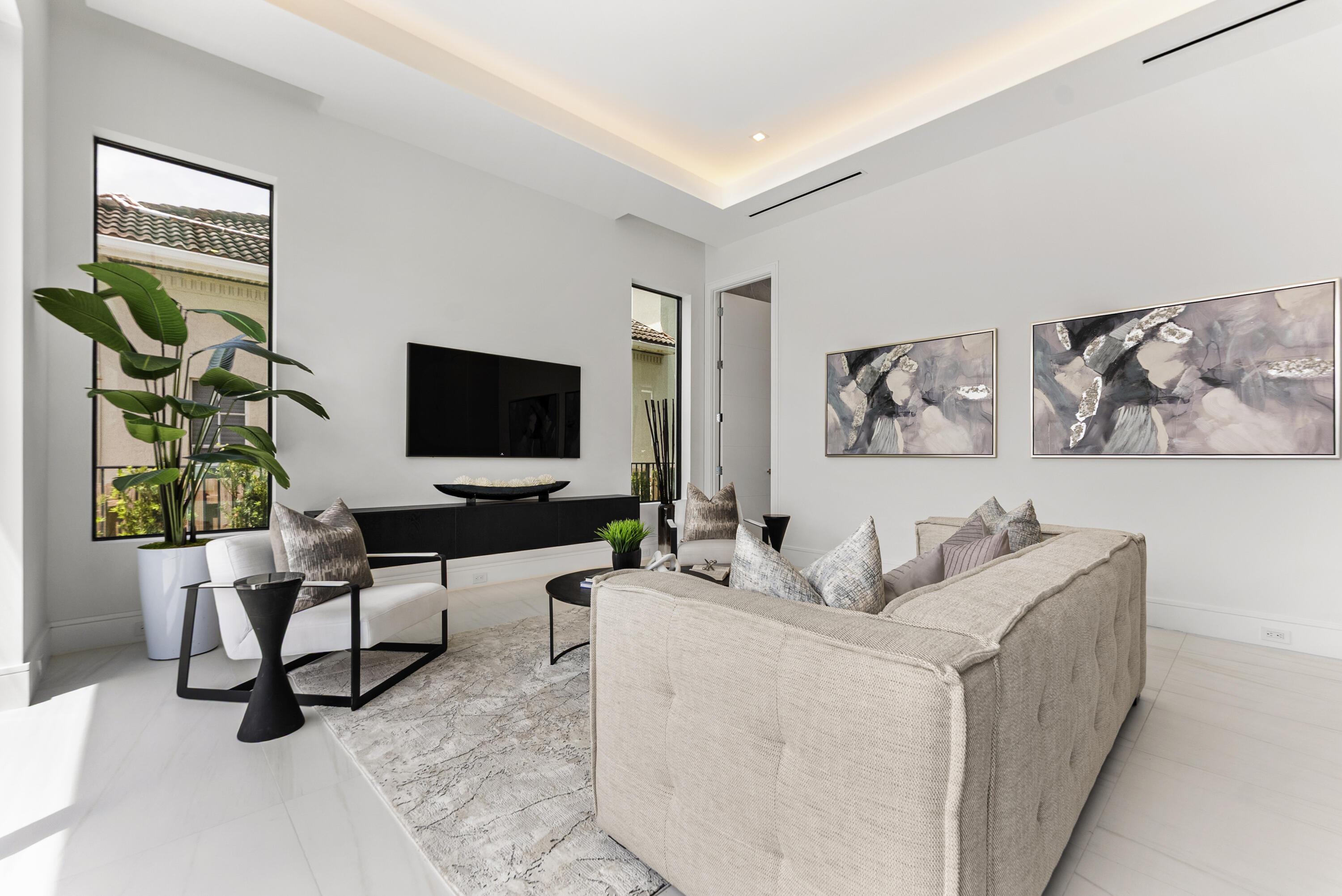 Tropic Isle - Residential