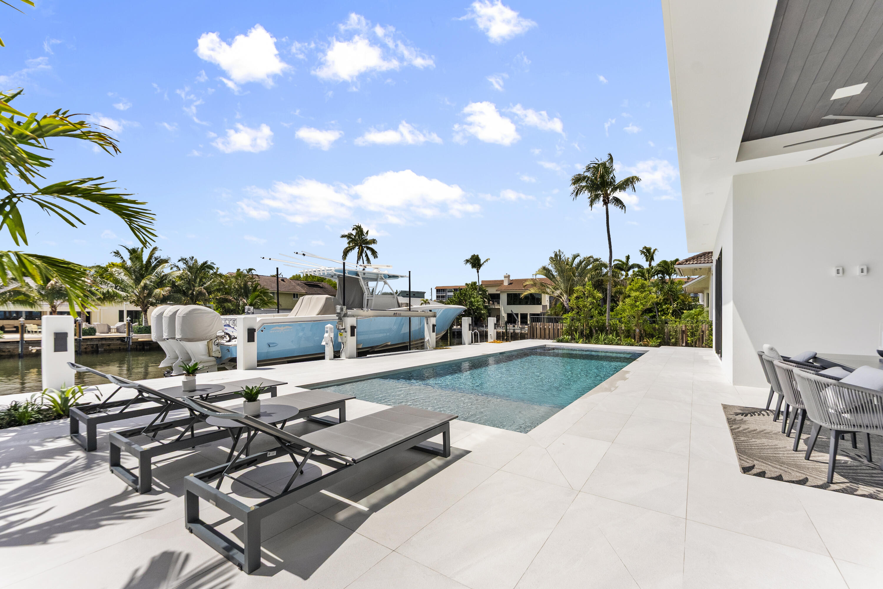 Tropic Isle - Residential