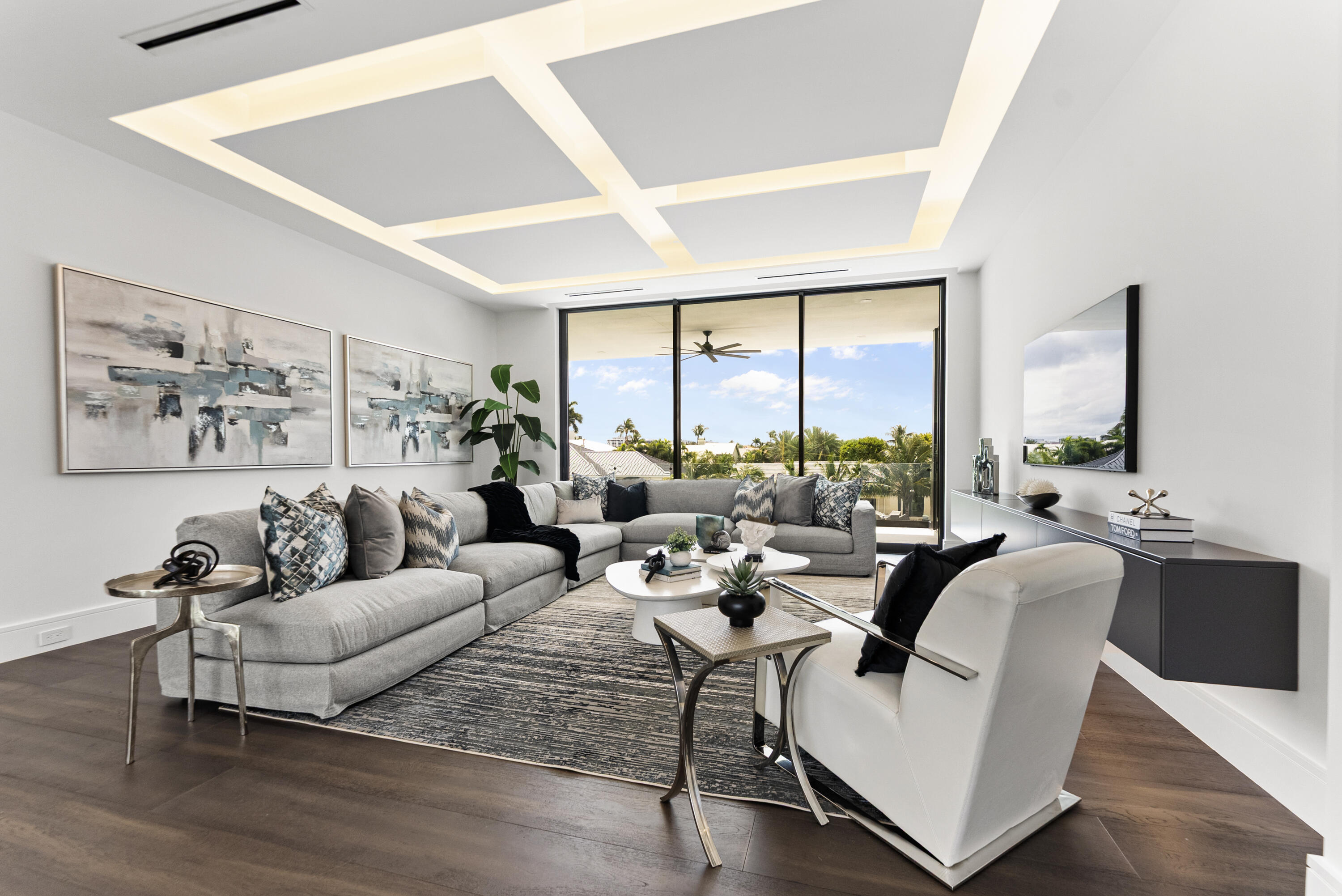 Tropic Isle - Residential
