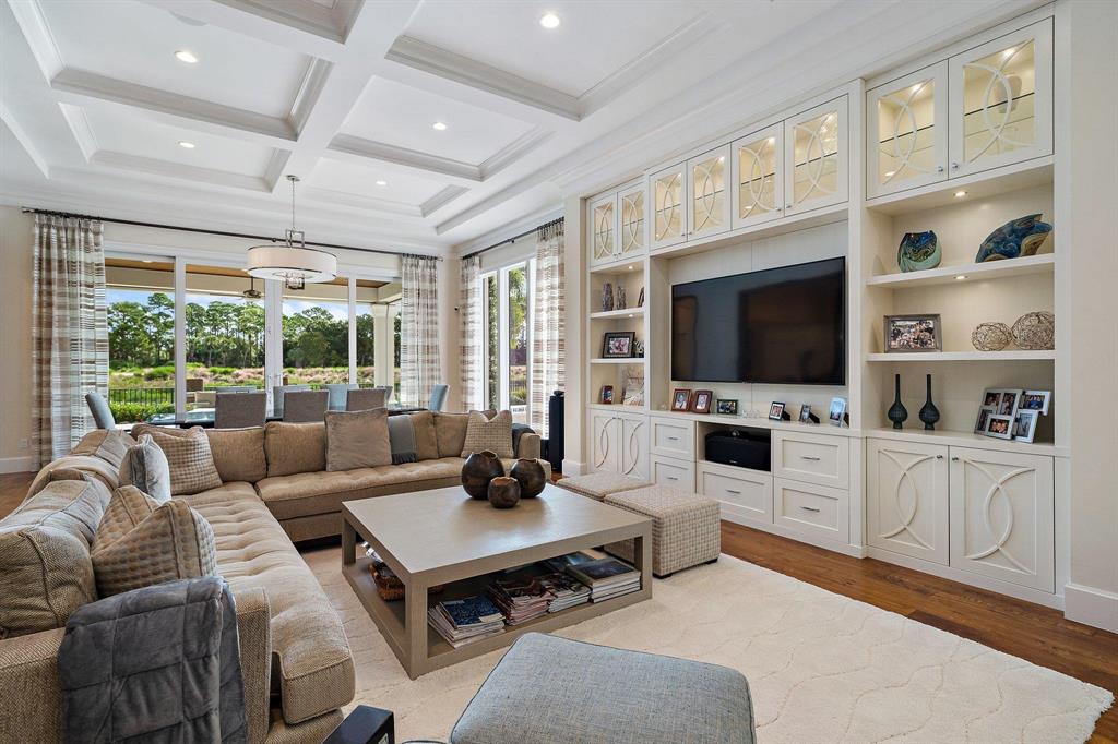 OLD PALM 4 - Residential