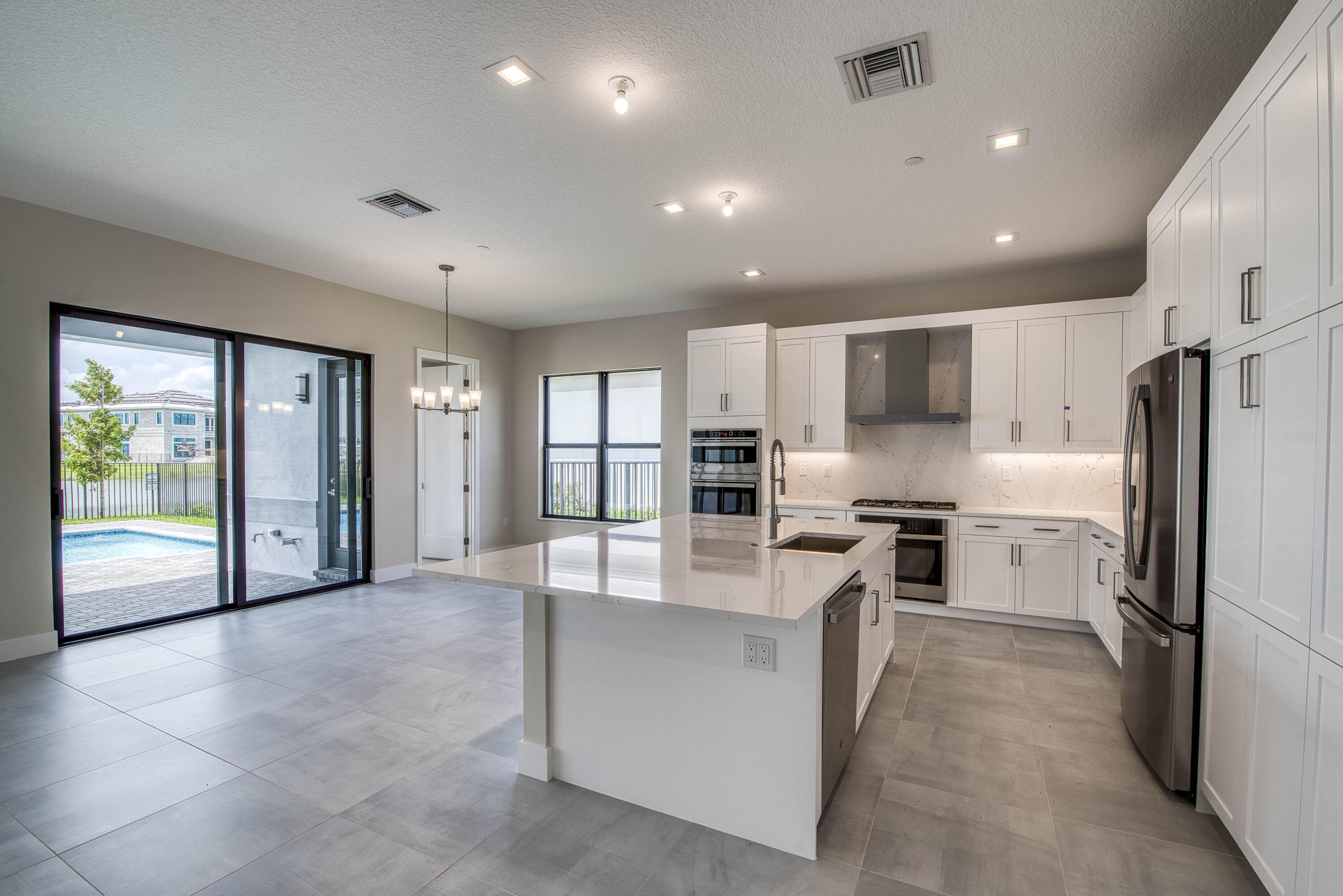 Apex at Avenir - Residential