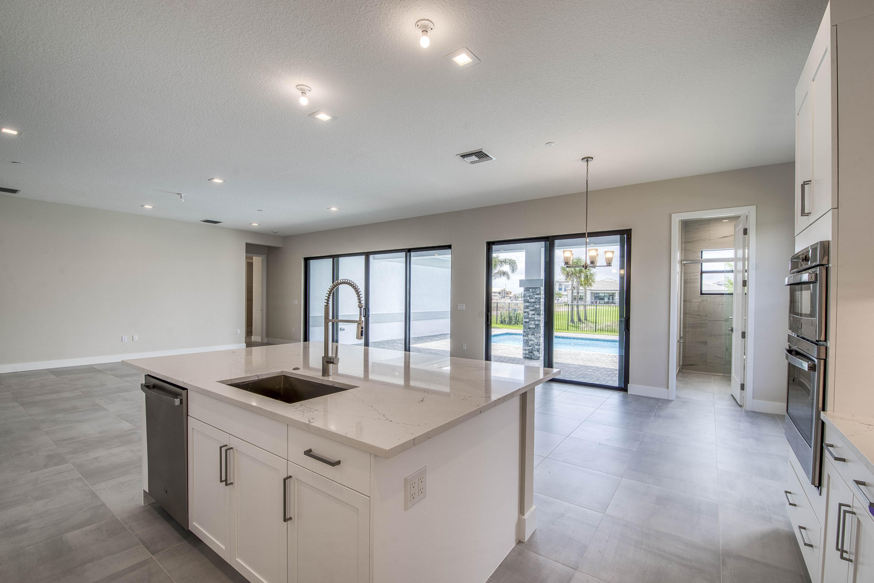 Apex at Avenir - Residential