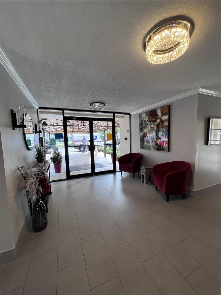 NO 16 PALM-AIRE COUNTRY CLUB - Residential Lease