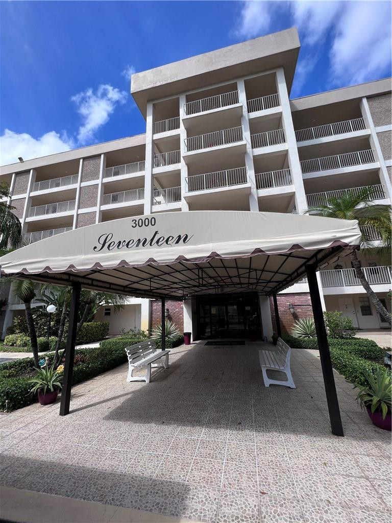 Enjoy Palm-Aire Country Club living! This 2 bedroom 2 bath condo is in move in condition, clean, bright with lots of natural light. Nice large screened patio with a beautiful view of the pool area. One assigned parking space, and plenty of guest parking spots just outside the unit. Ten minutes away from the beach!! Close to dining and entertainment venues, easy access to Fort Lauderdale International Airport. Minutes from all major highways. Looking to explore the city or relax by the pool, this this is the perfect home.