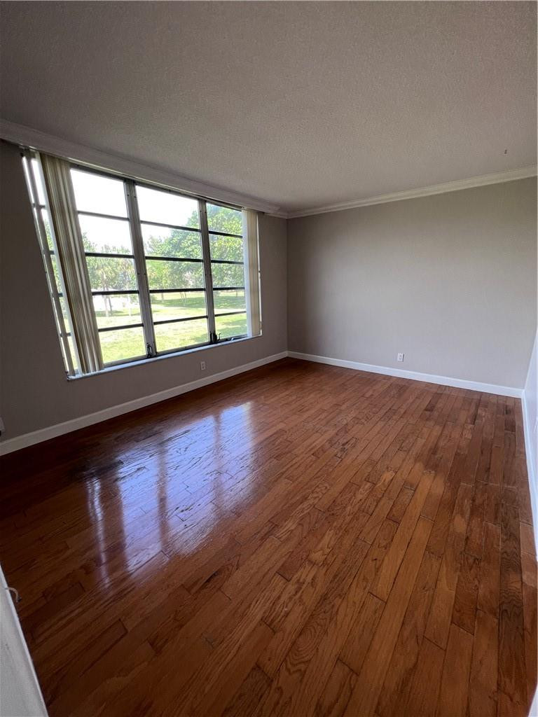 NO 16 PALM-AIRE COUNTRY CLUB - Residential Lease