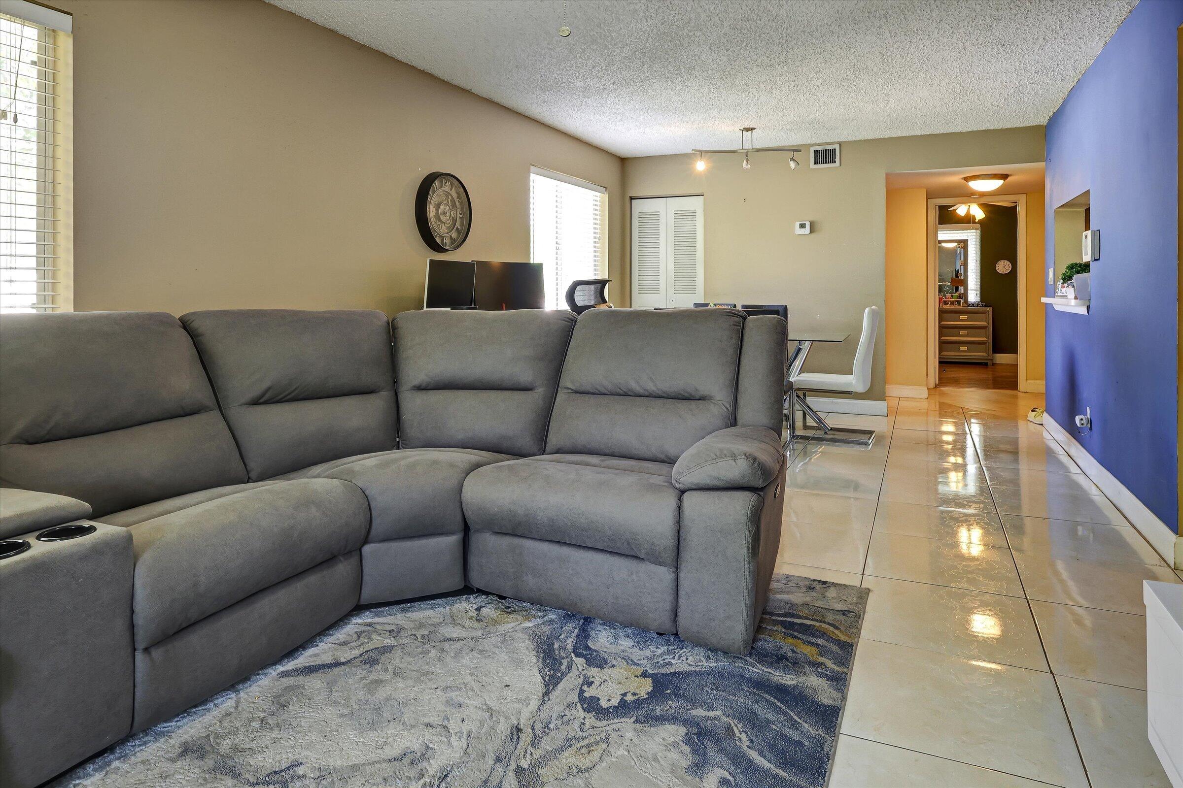 COLONNADES CONDO - Residential