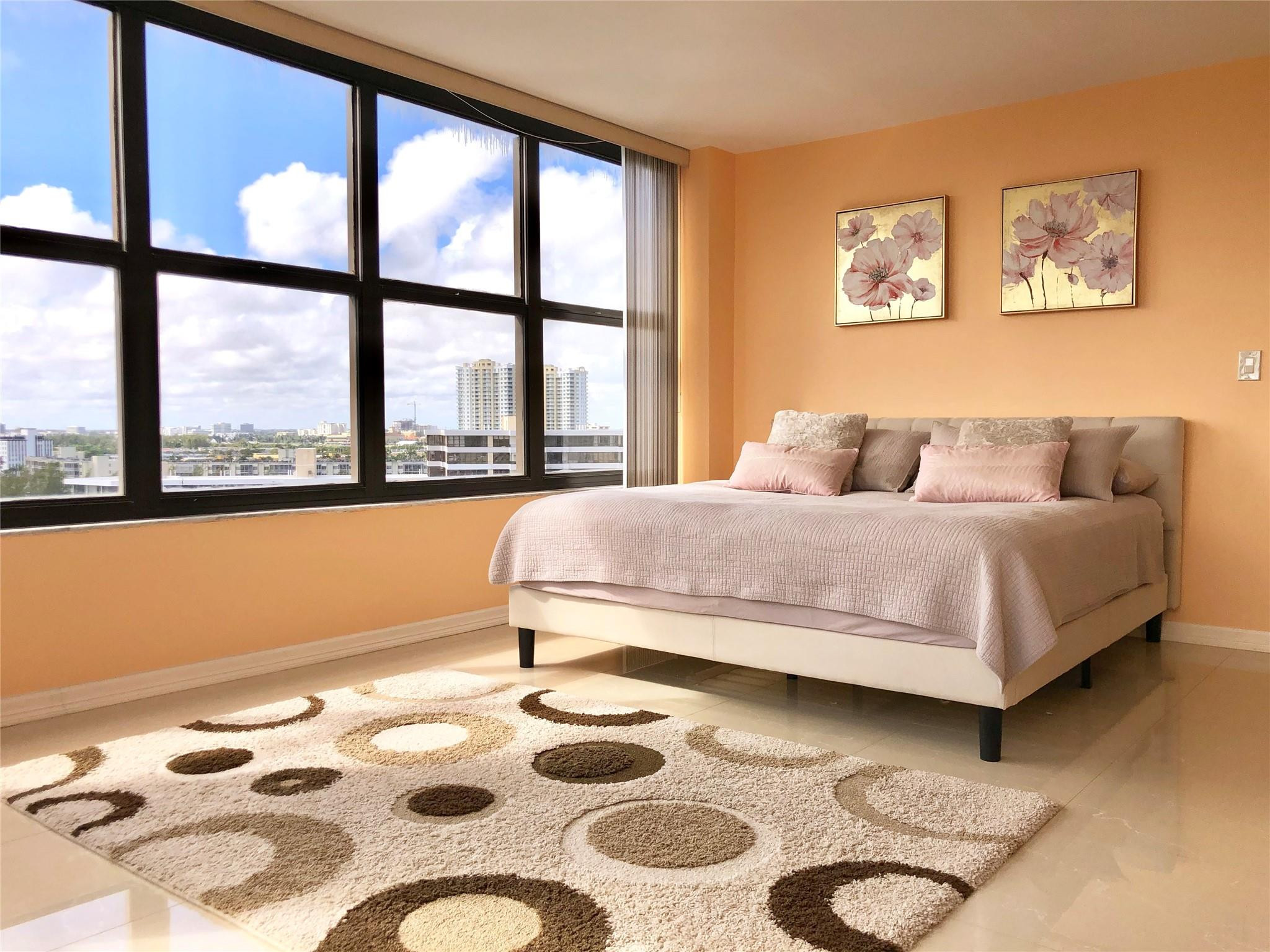 OLYMPUS CONDO PHASE - Residential