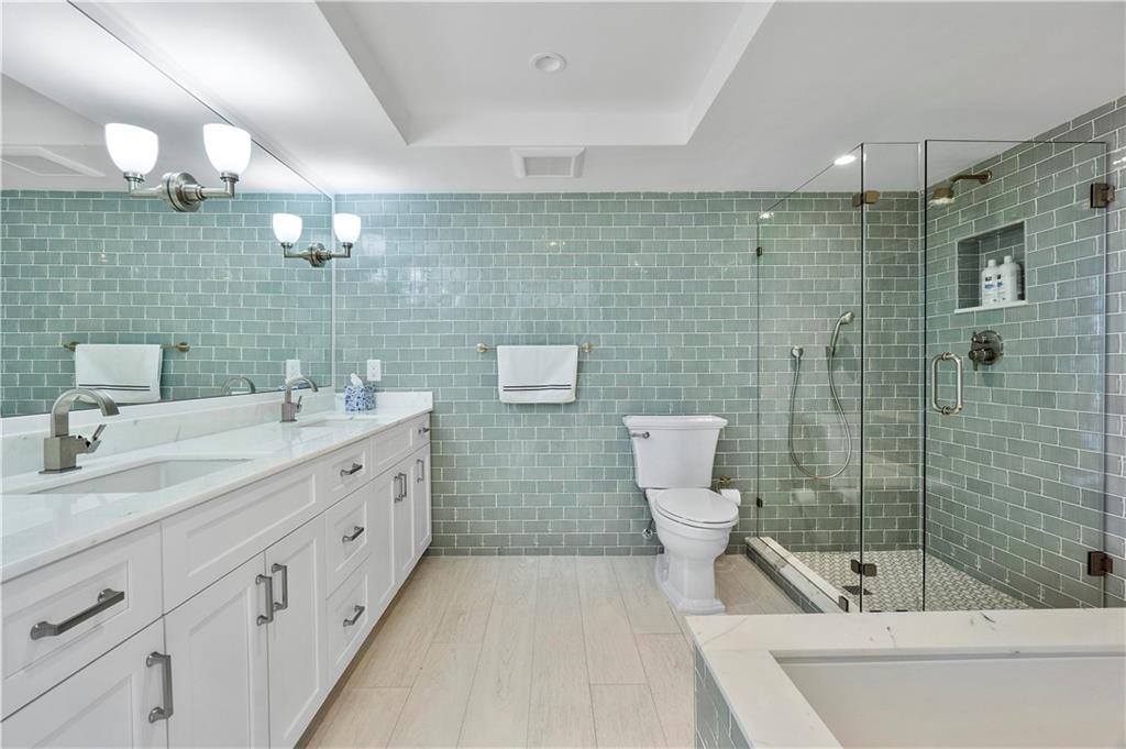 OCEAN TOWERS CONDOMINIUM - Residential